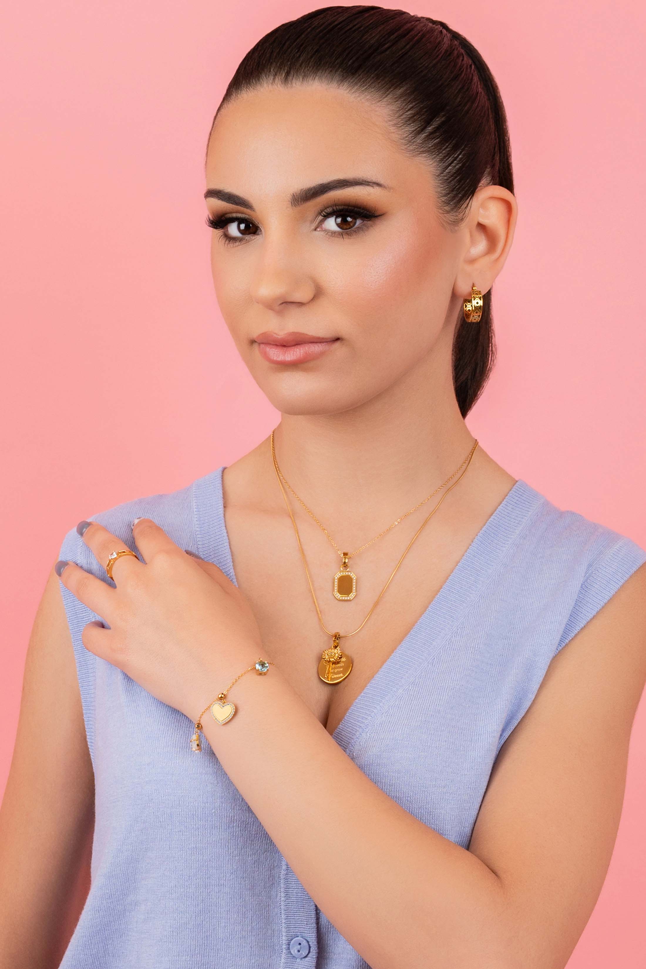 Qalbi Halo Engravable Toggle Charm & Birthstone Bracelet Gift Set