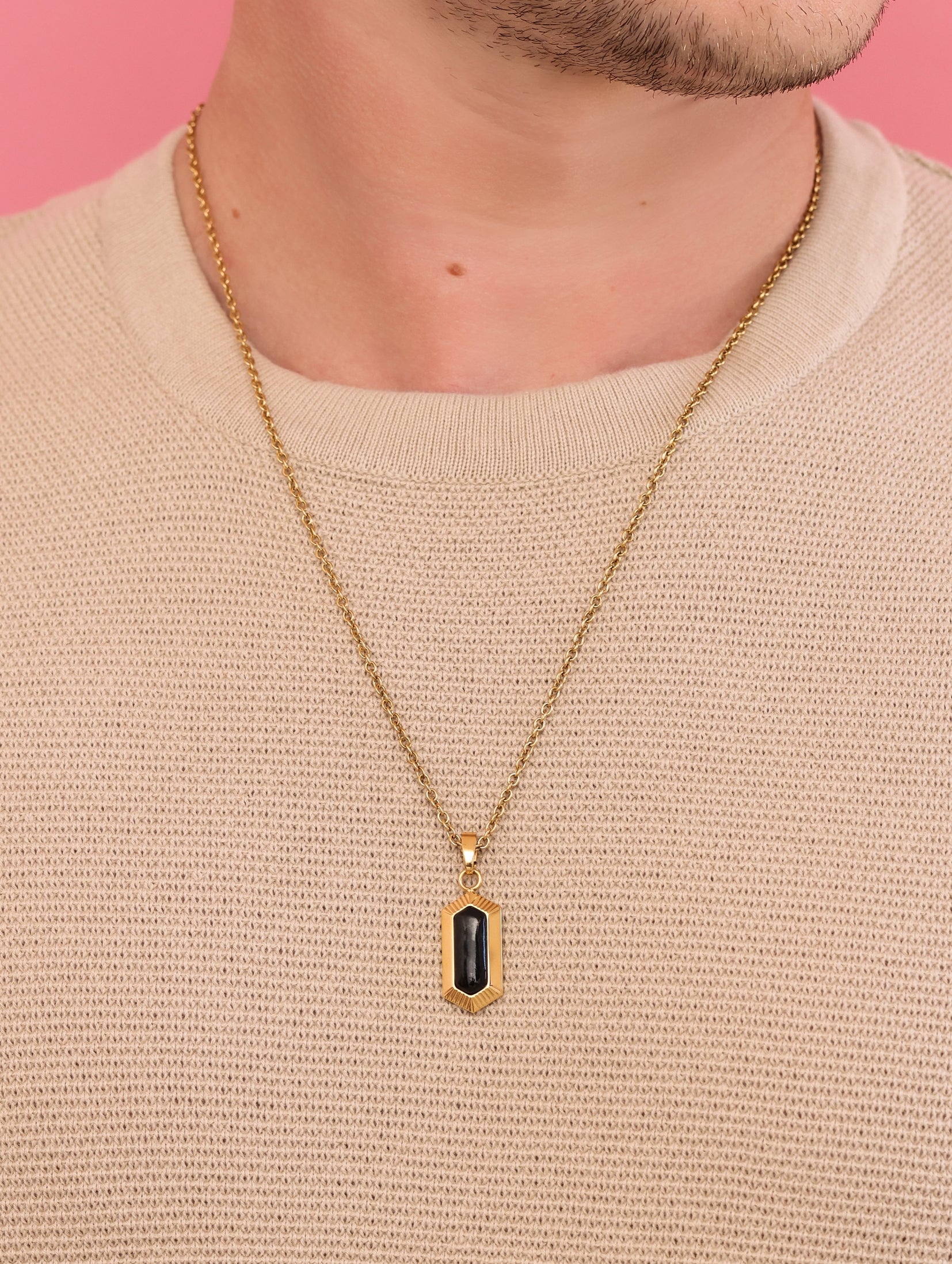 Muscouitum Stone Pendant