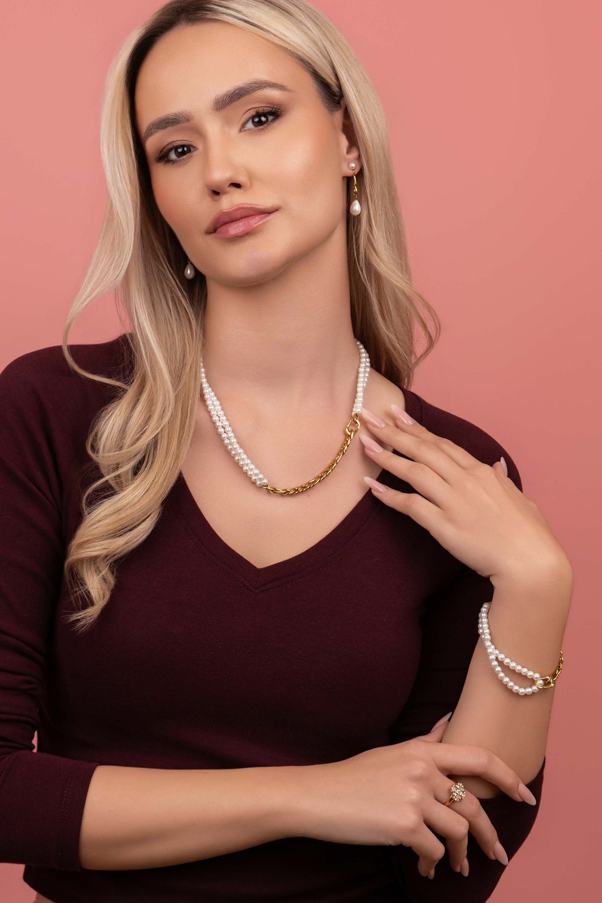 Model wearing Linked in Pearls Necklace