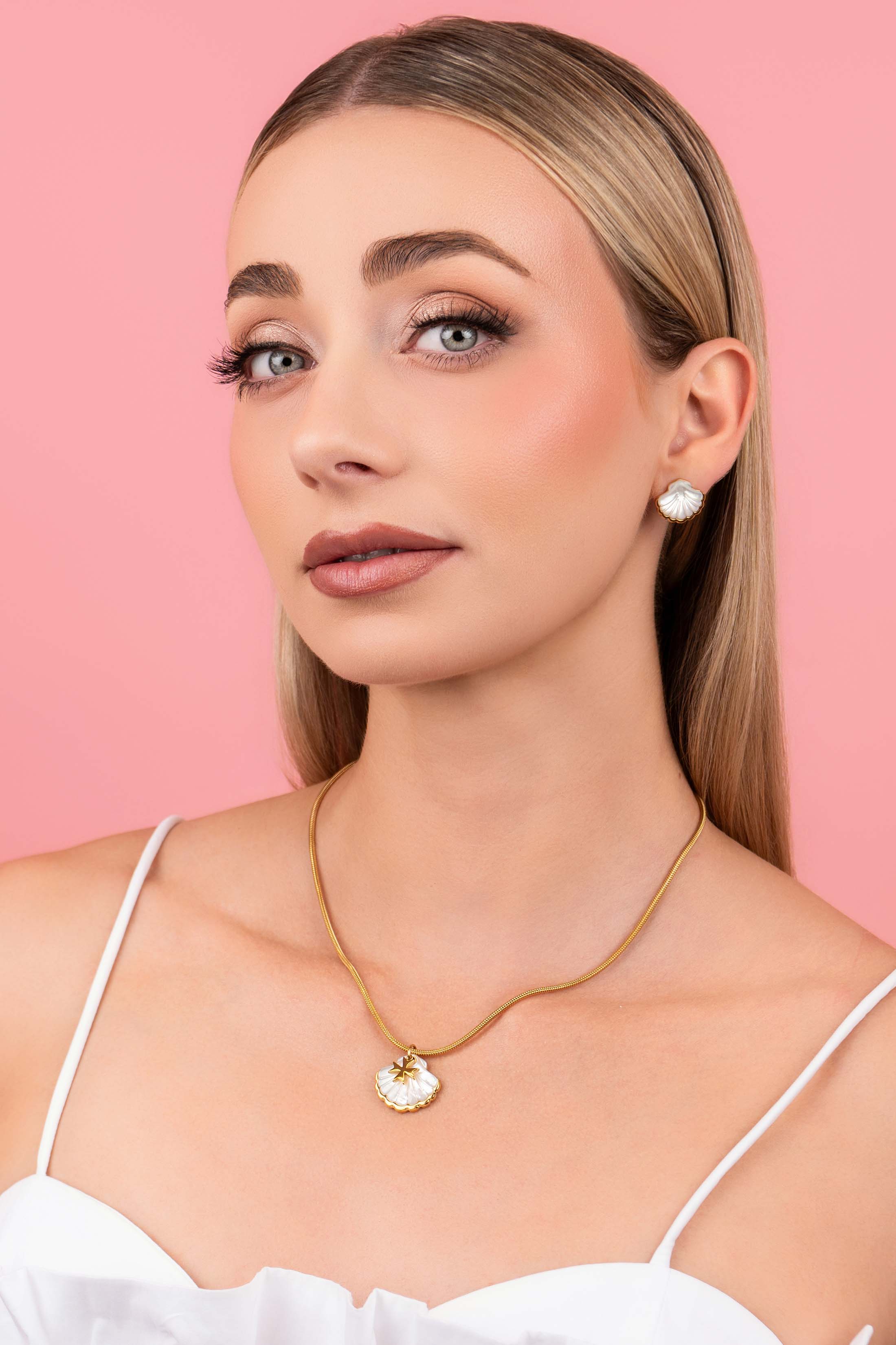 Madreperla Arżella Studs & Necklace Gift Set
