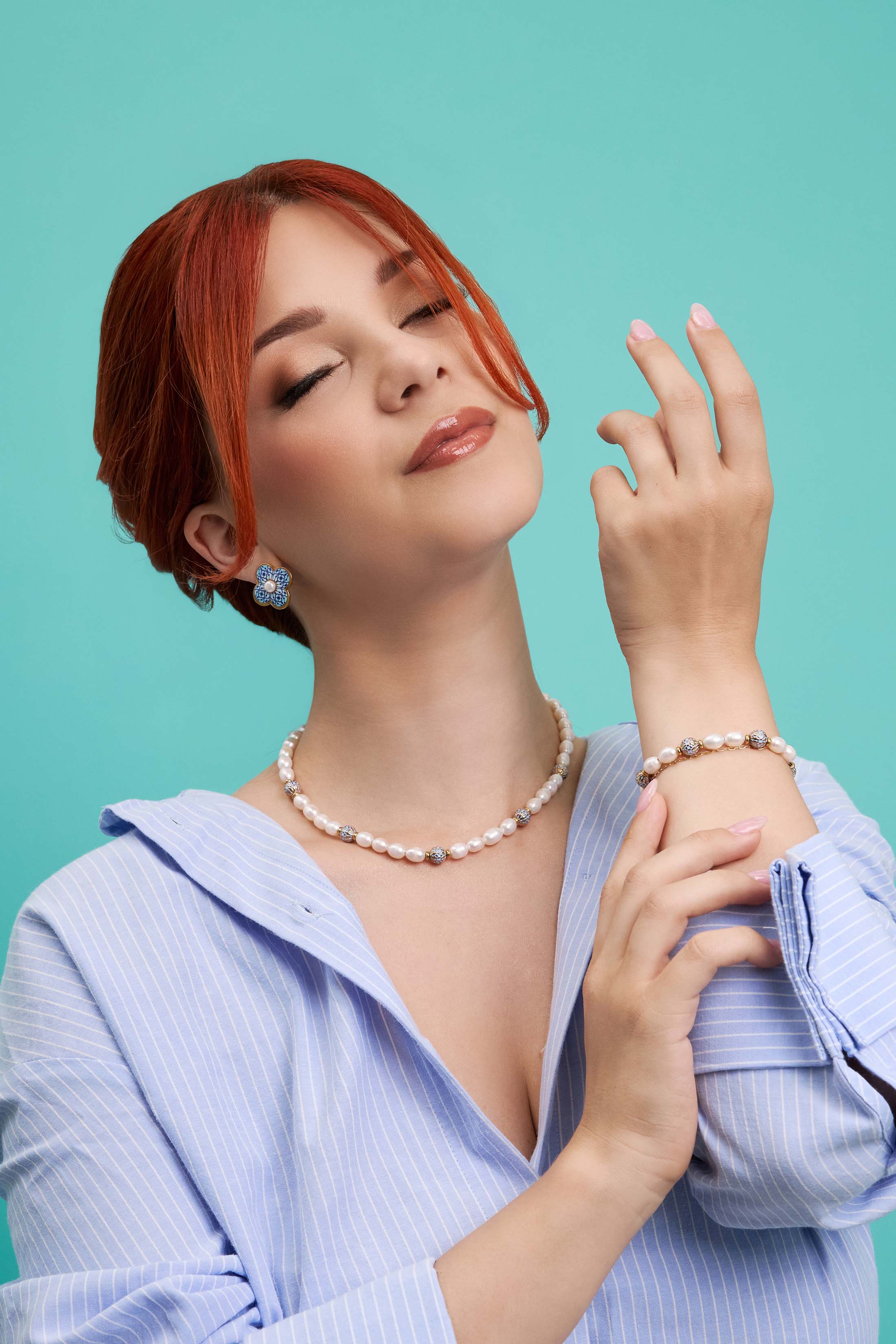 Atlas Blue Pearl Bracelet