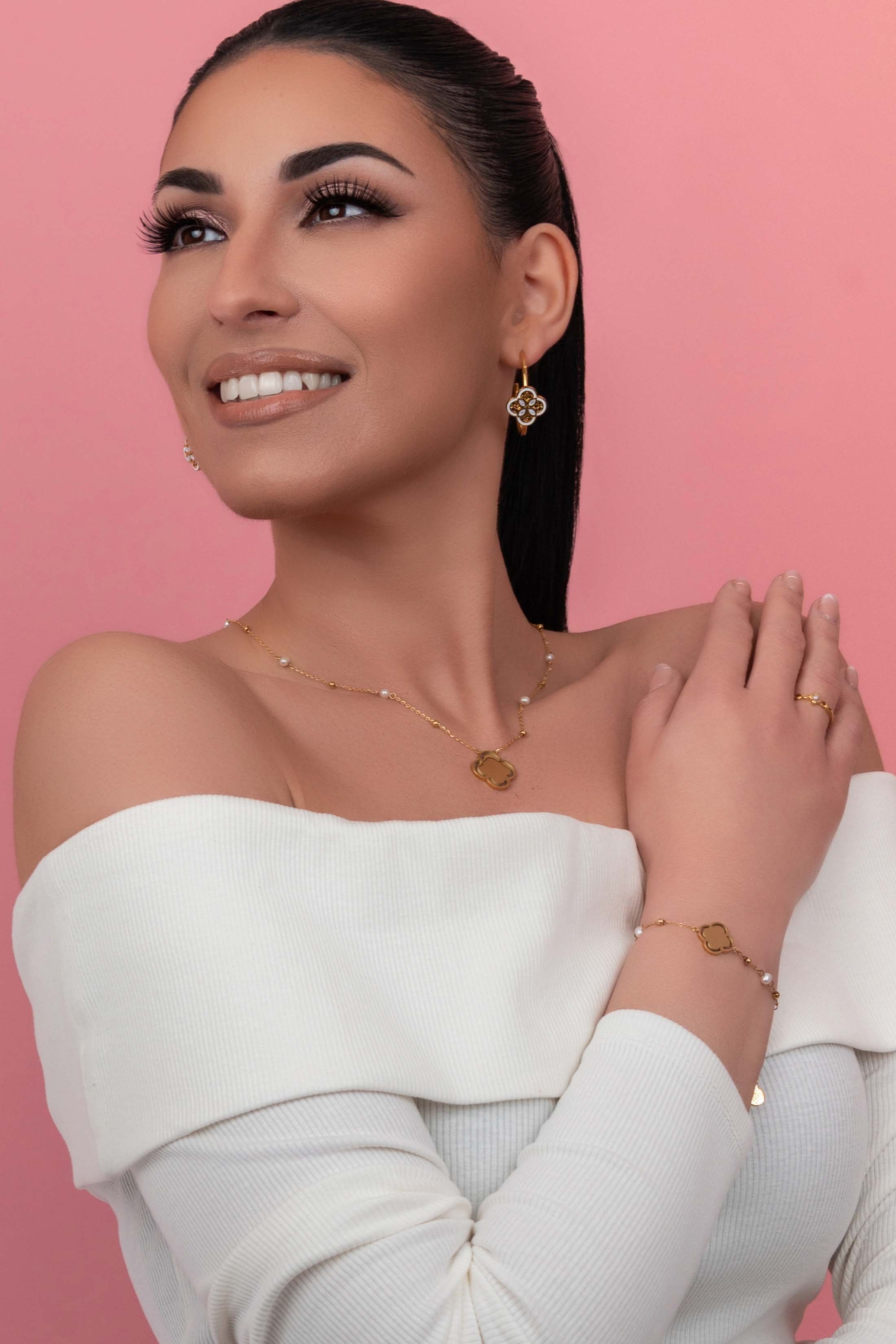 Valentine’s Carisma Logo Freshwater Pearl Bracelet