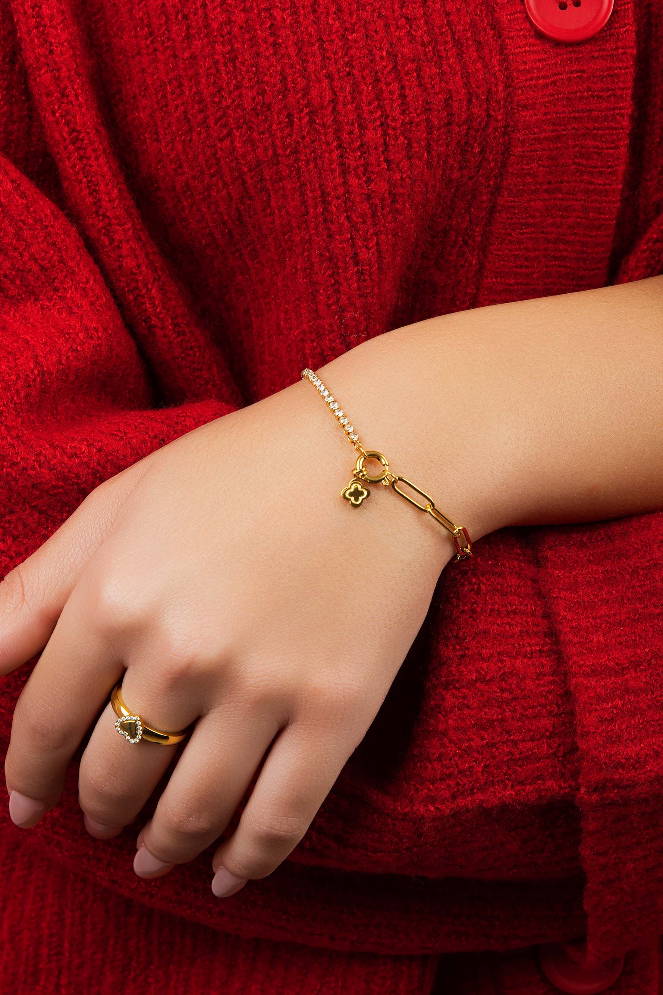 The Plot Twist Chain Bracelet