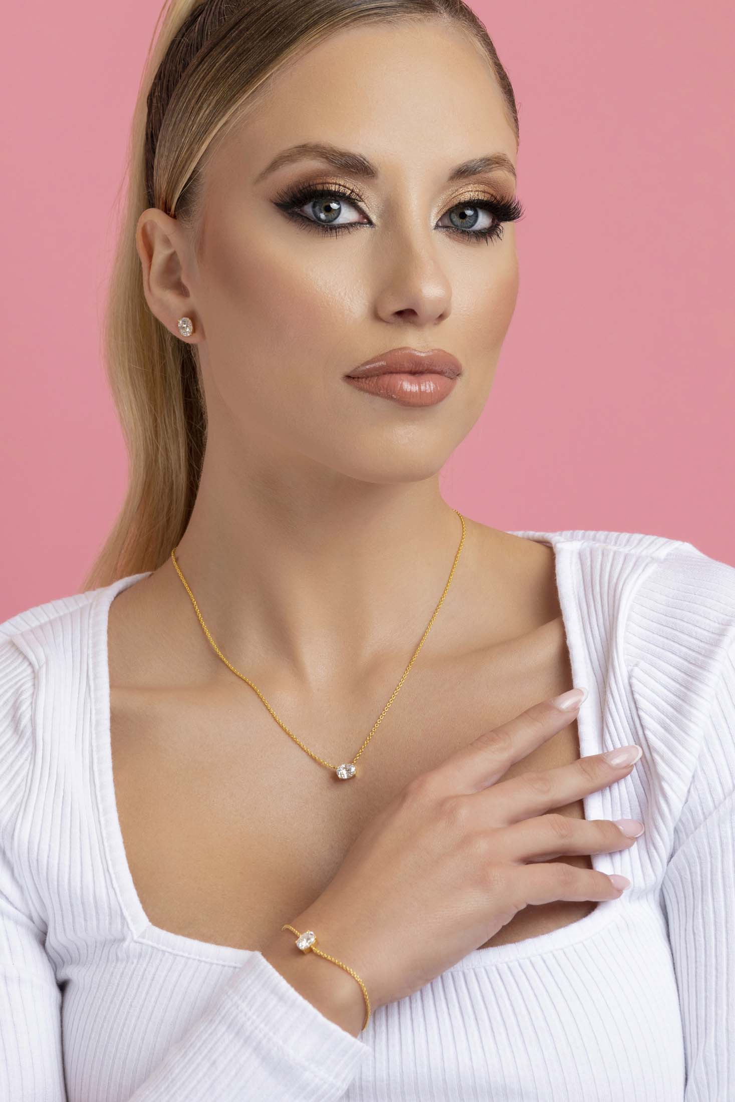 Moissanite Solitaire Necklace in 18k Gold Vermeil