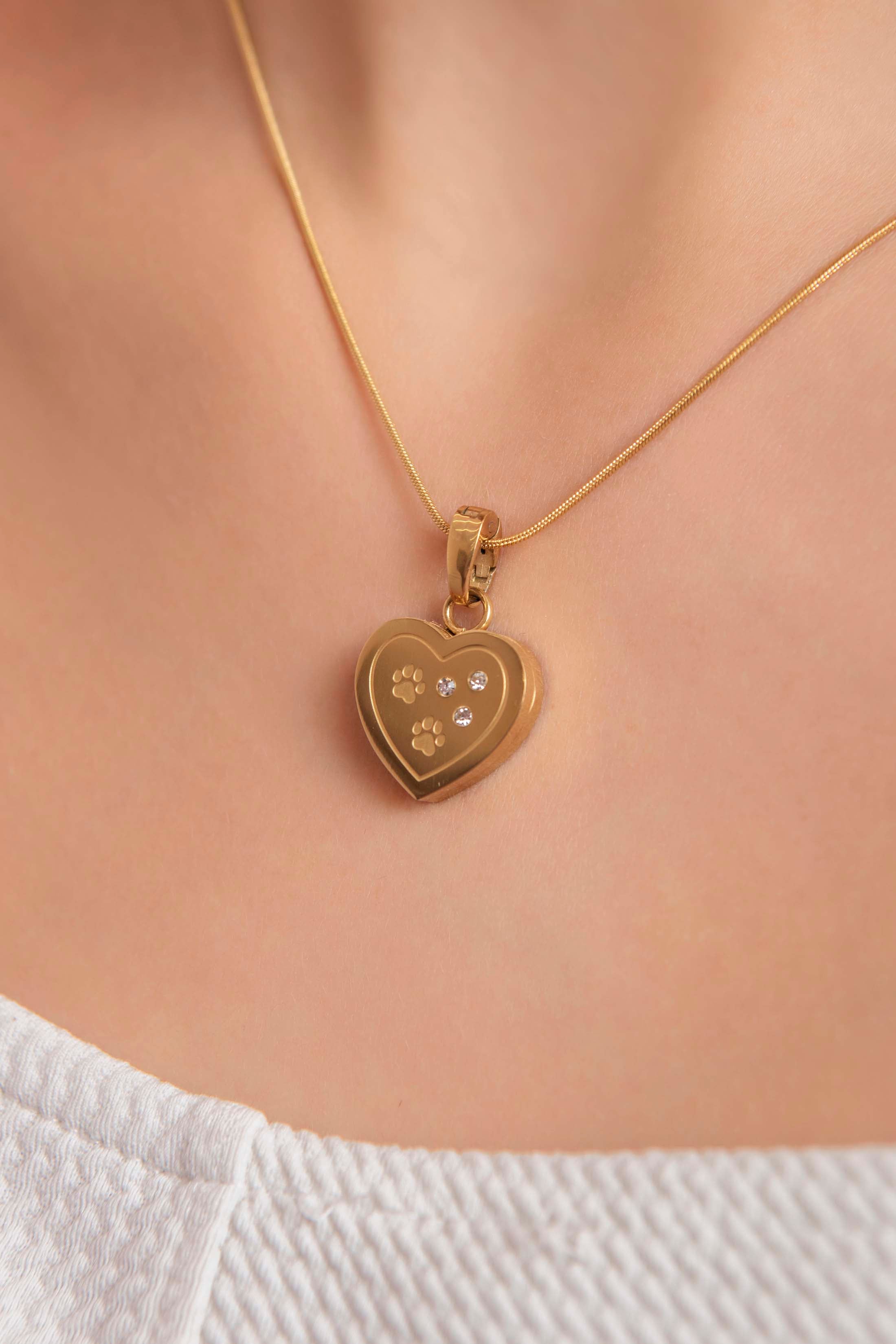 Pet Engravable Locket Pendant