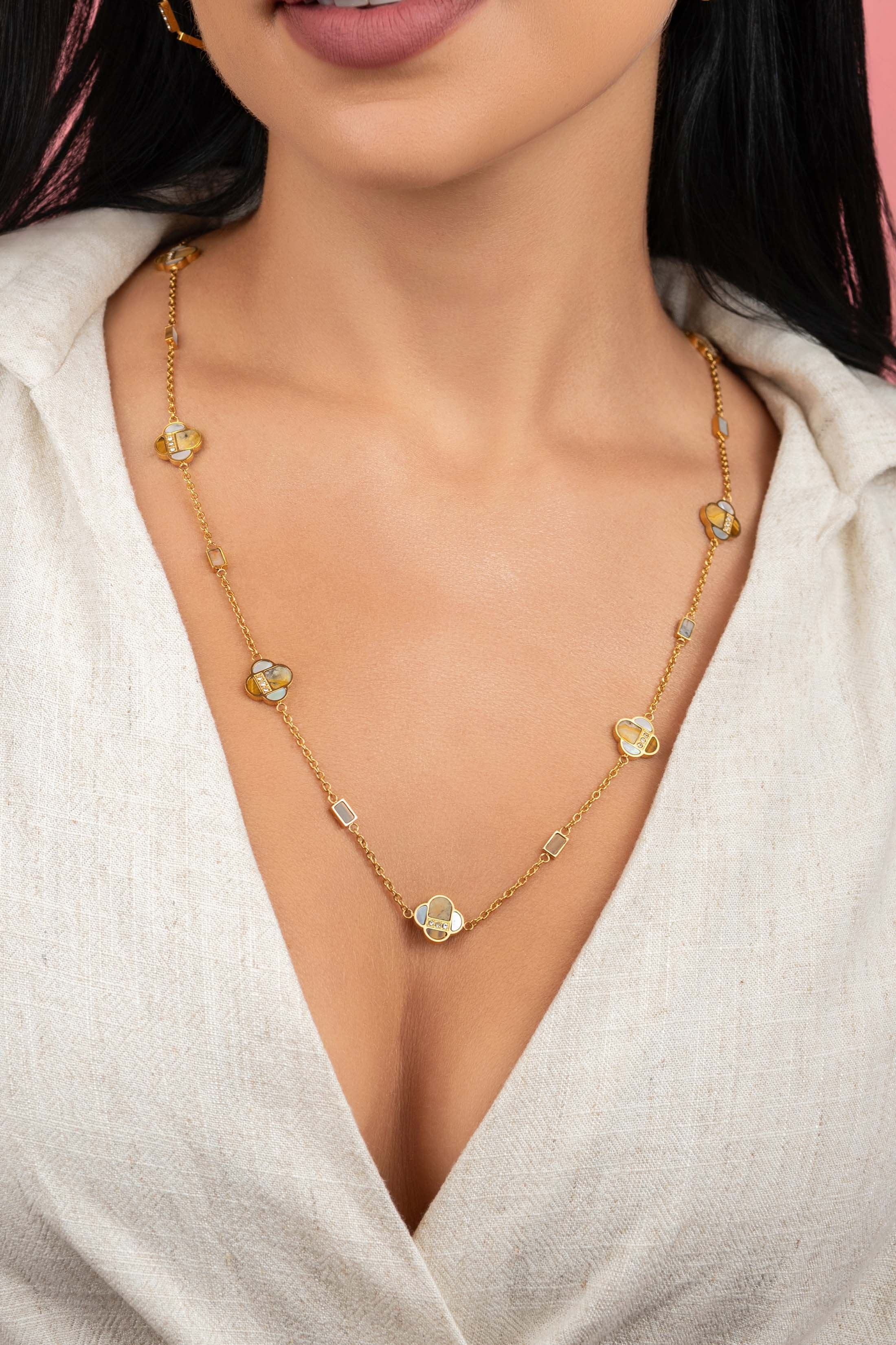 Emilia’s Long Chain Necklace