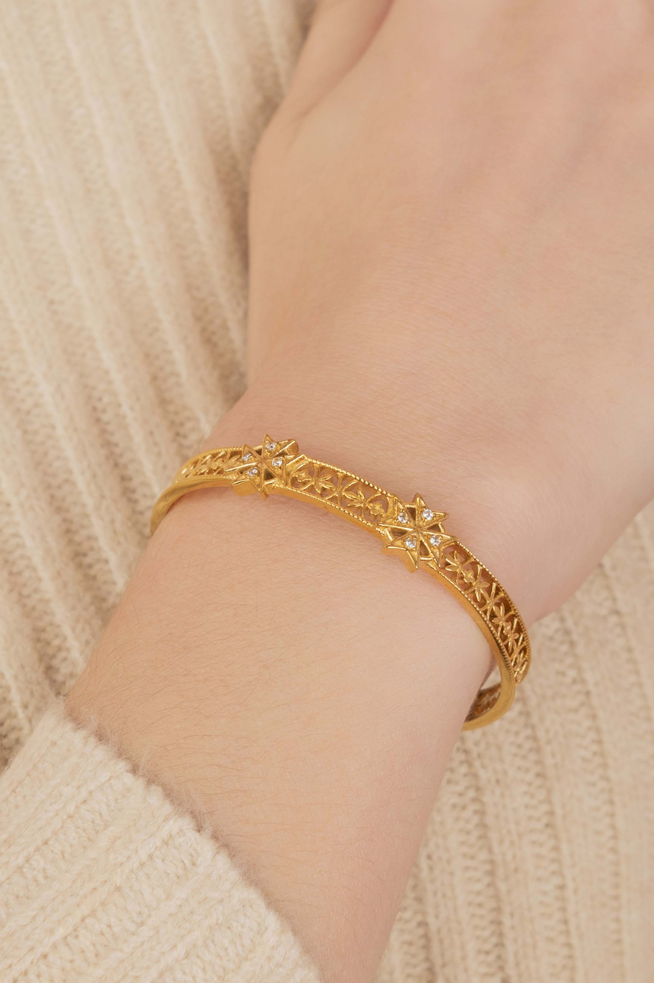 Crystal Maltese Cross Hollow Bangle & Ring Gift Set