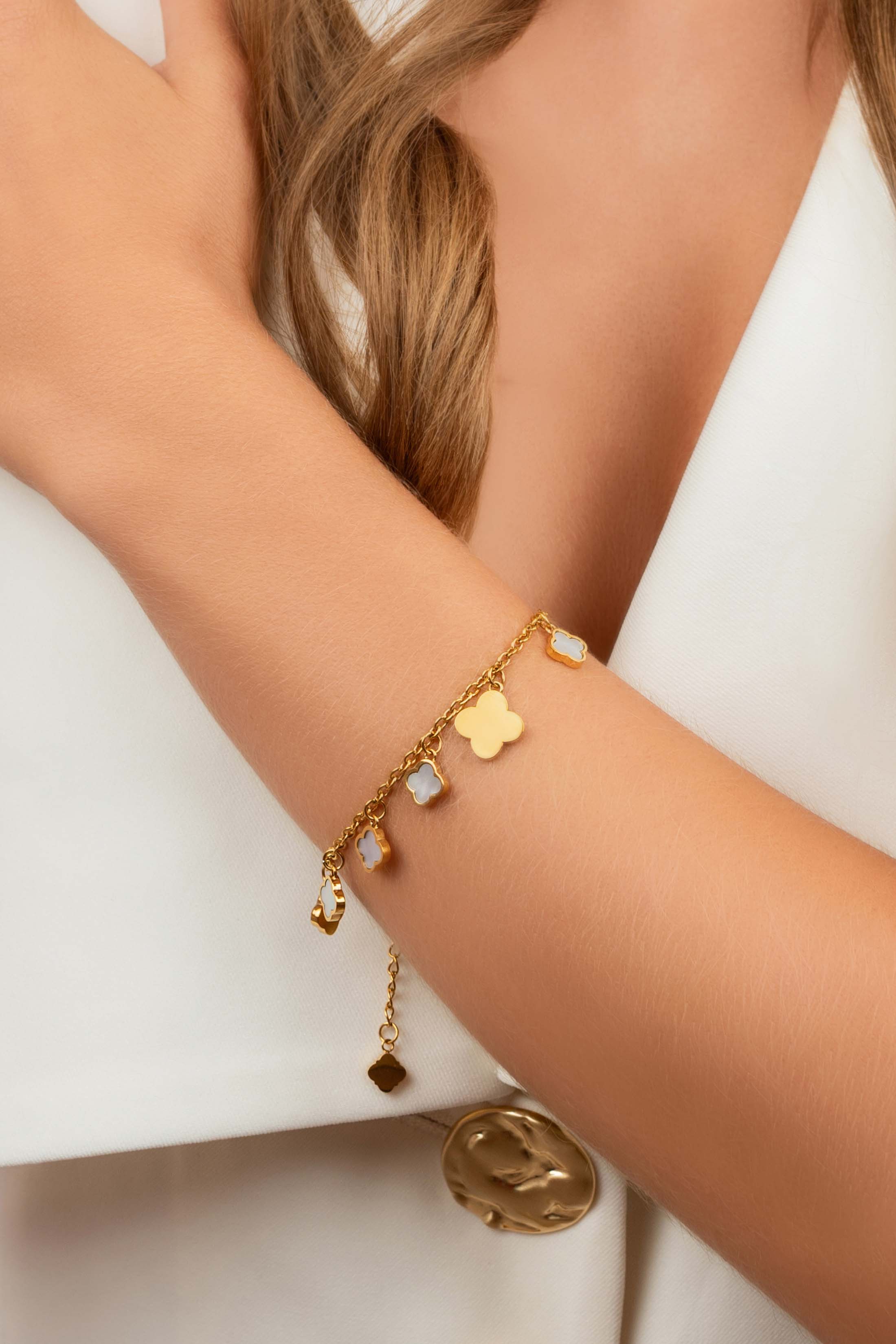 Mother of Pearl Charm Engravable Bracelet