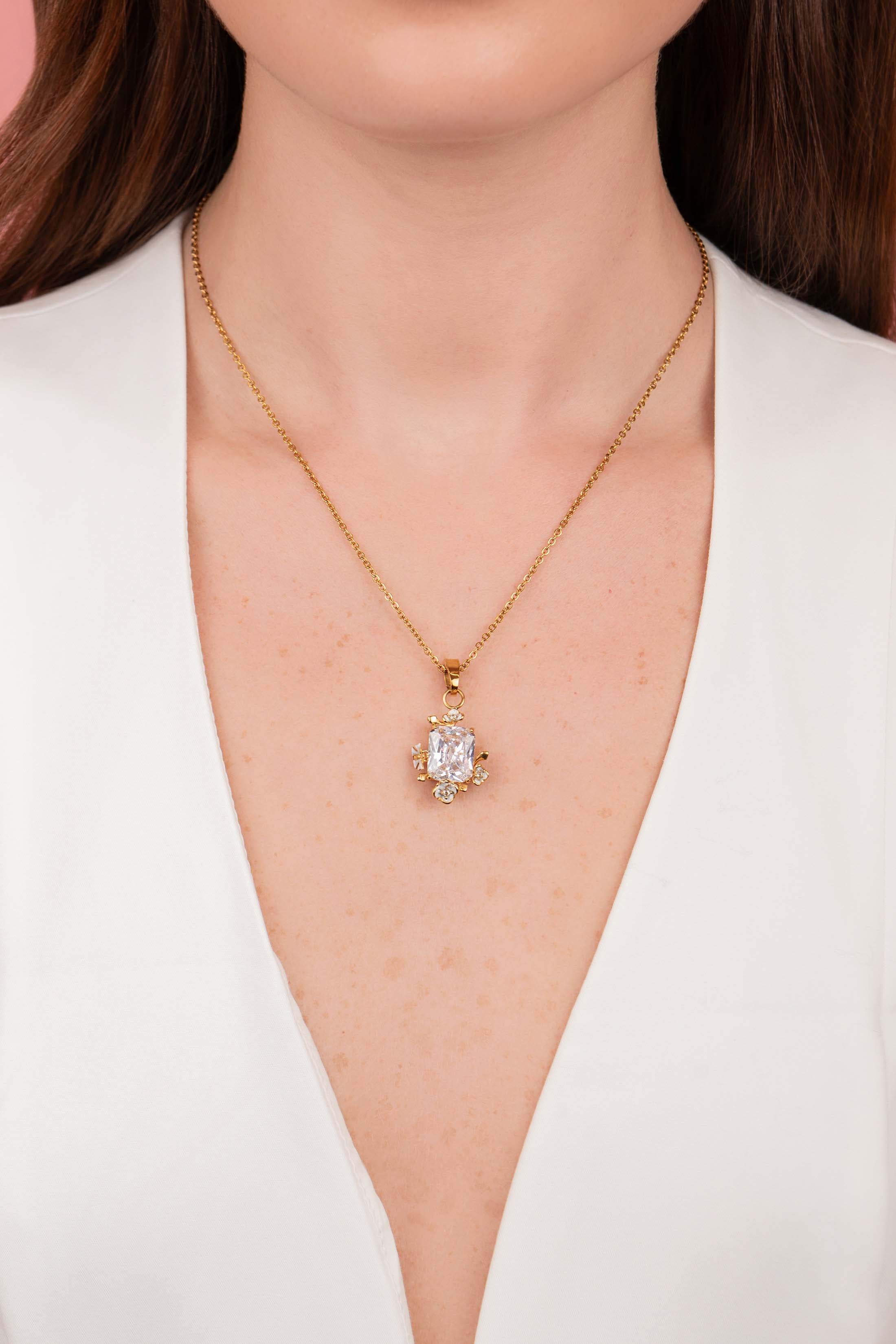 Ġiżimin Reġina Stud Earrings & Necklace Gift Set