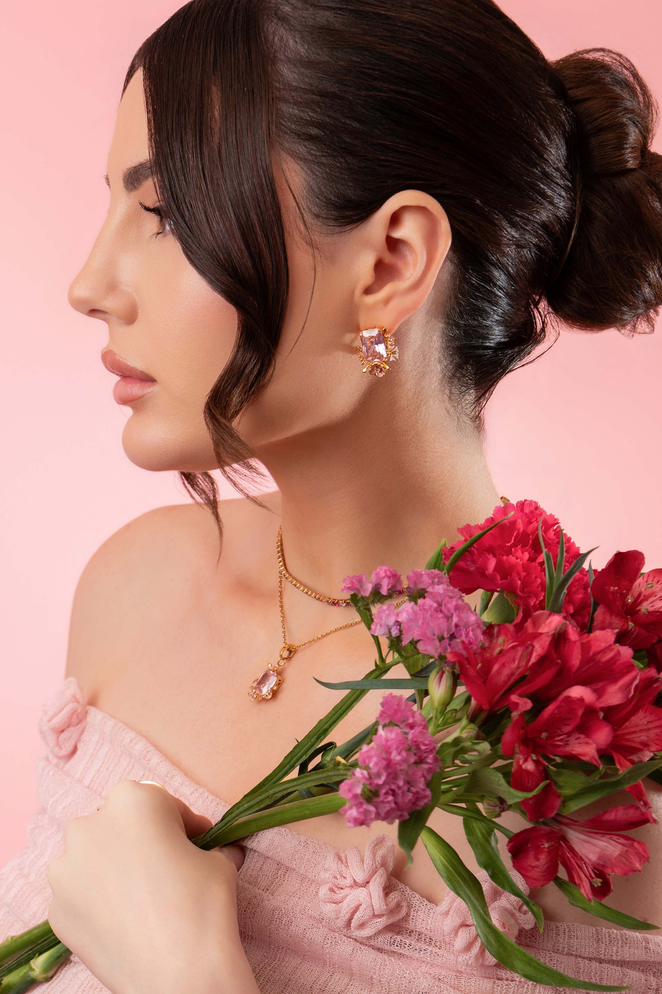 Qronfla Reġina Stud Earrings & Necklace Gift Set