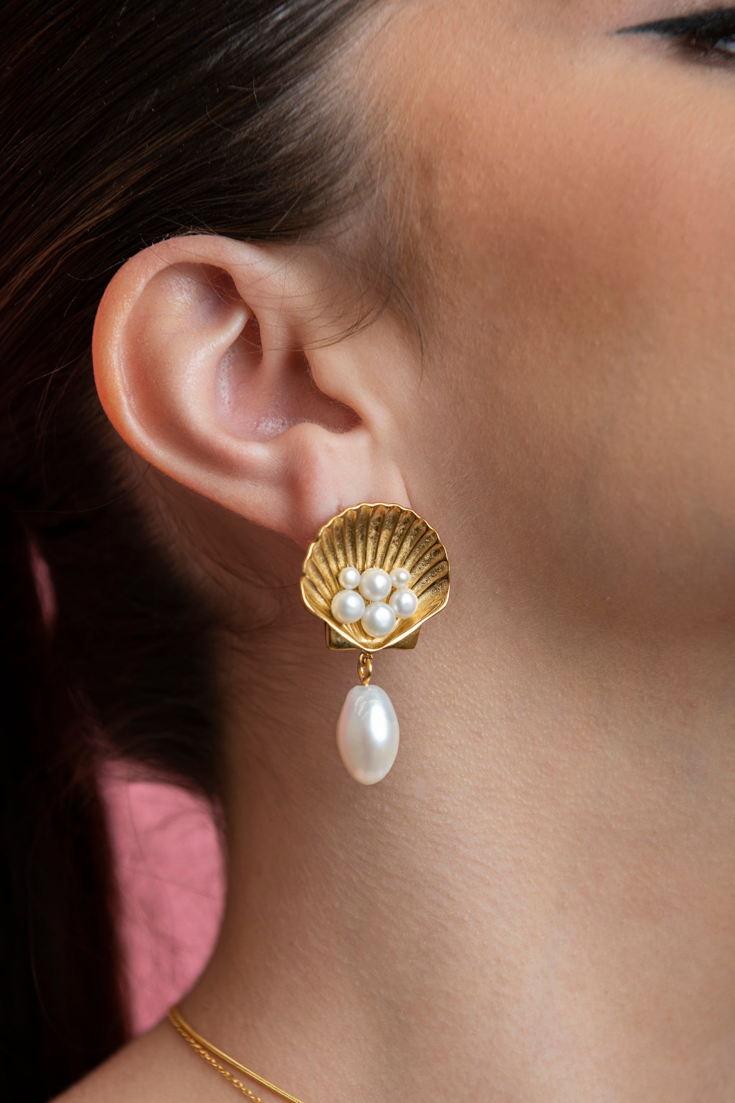 Arzella FreshWater Pearl Drop Stud Earrings & Pendant Gift Set
