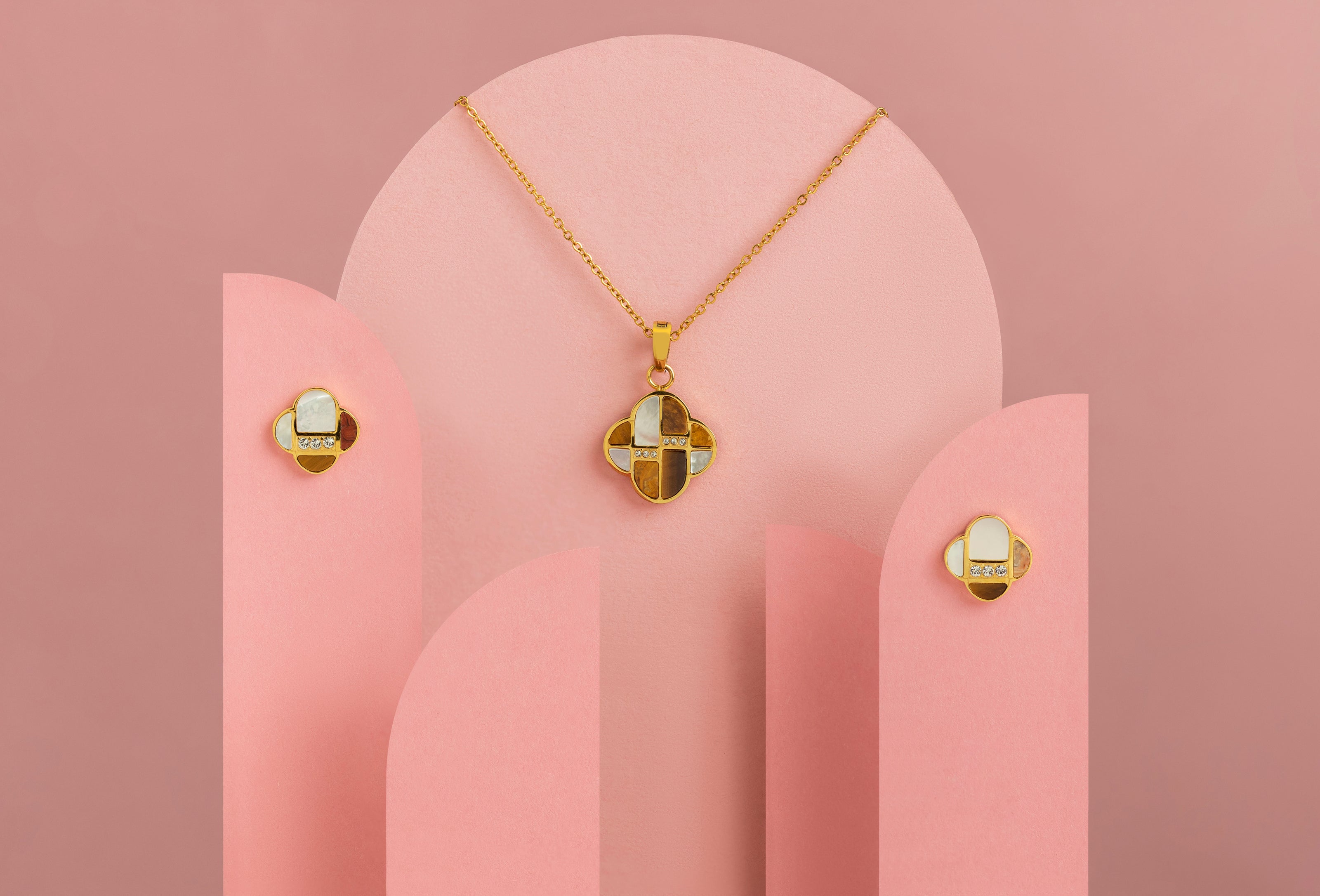 Claudia’s Stud Earring Set & Emilia’s Roman Pendant Gift Set