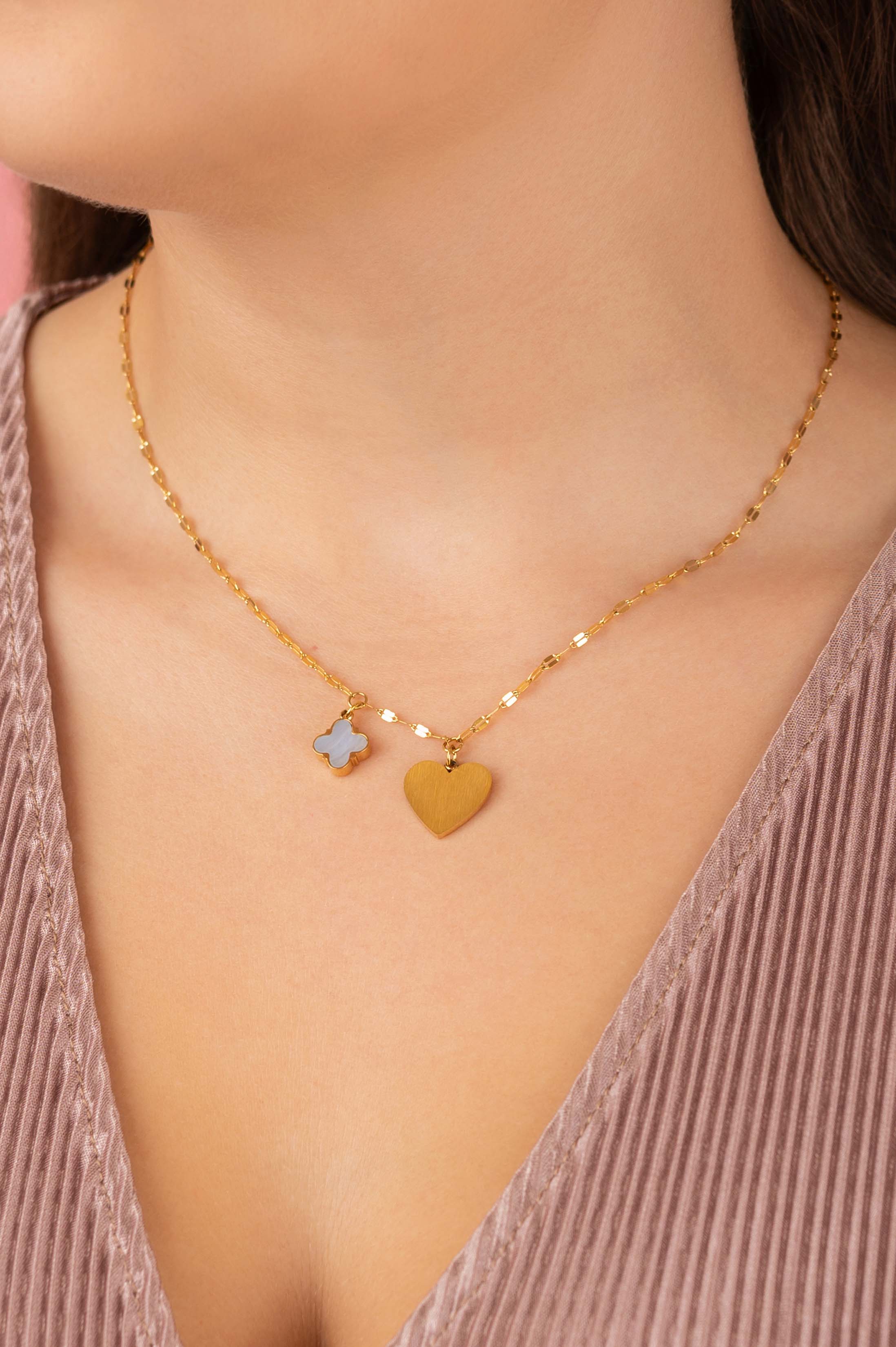 Engravable Heart Agate Necklace