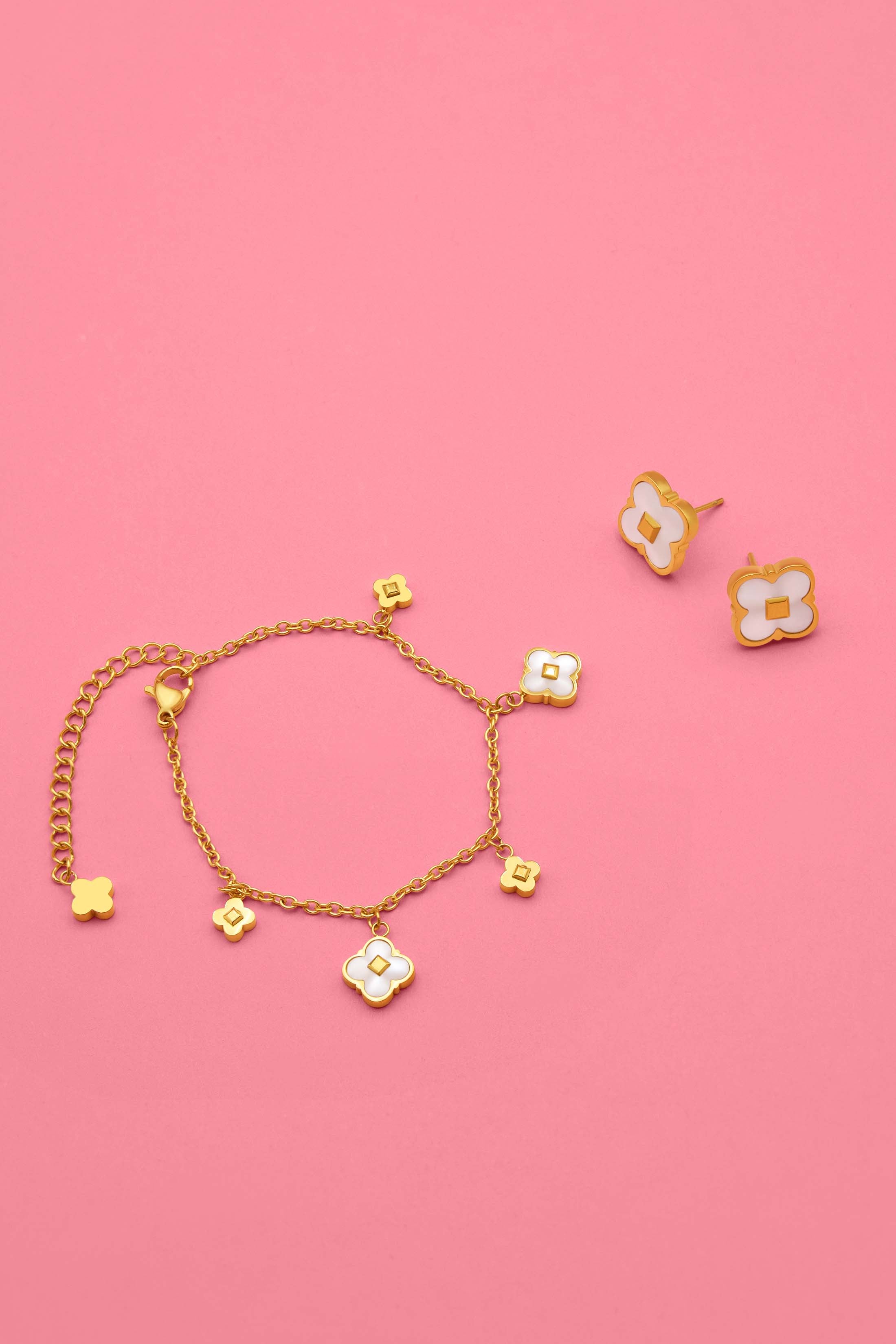 Isabella Stud Earrings & Bracelet Gift Set