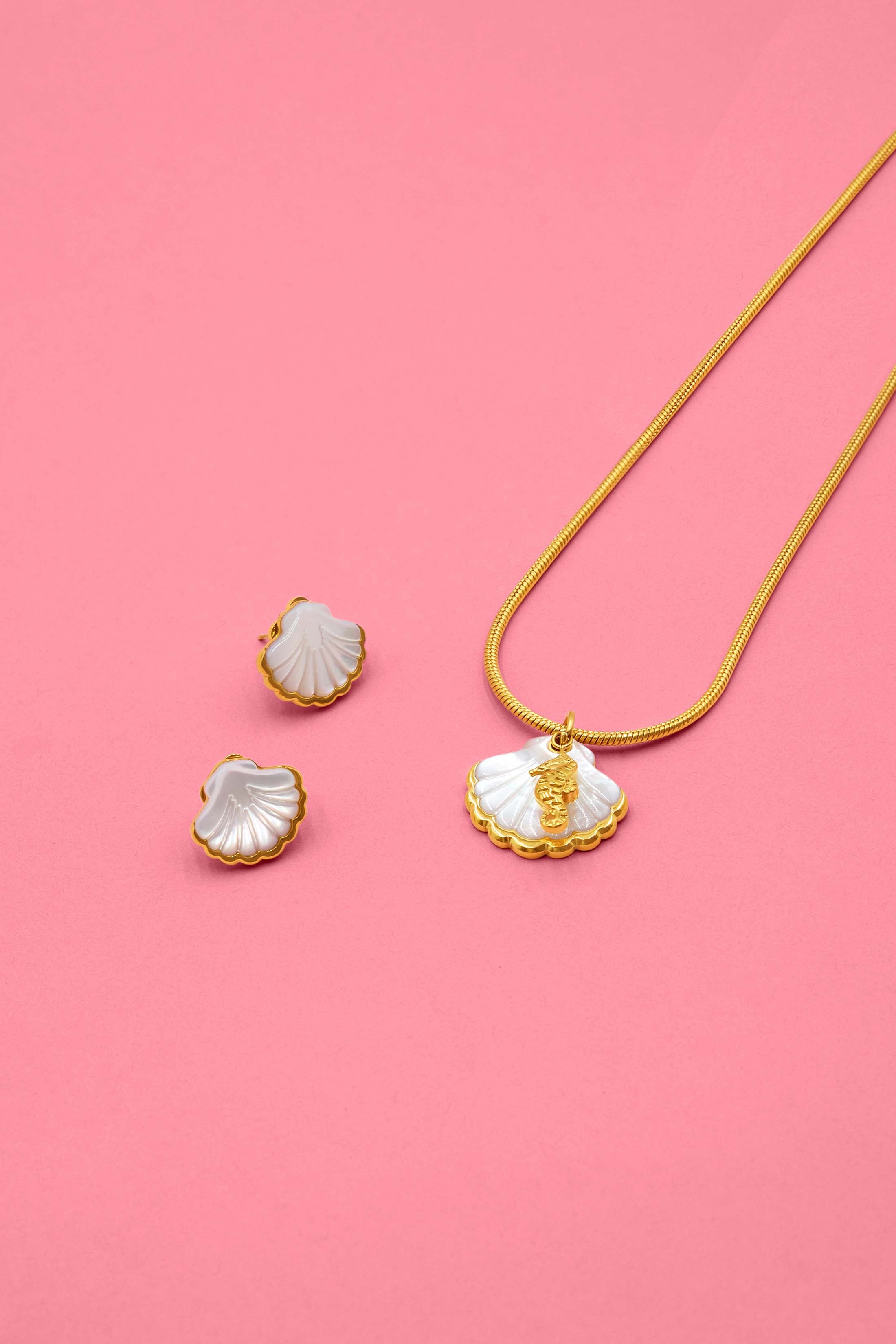 Madreperla Arżella Studs & Necklace Gift Set