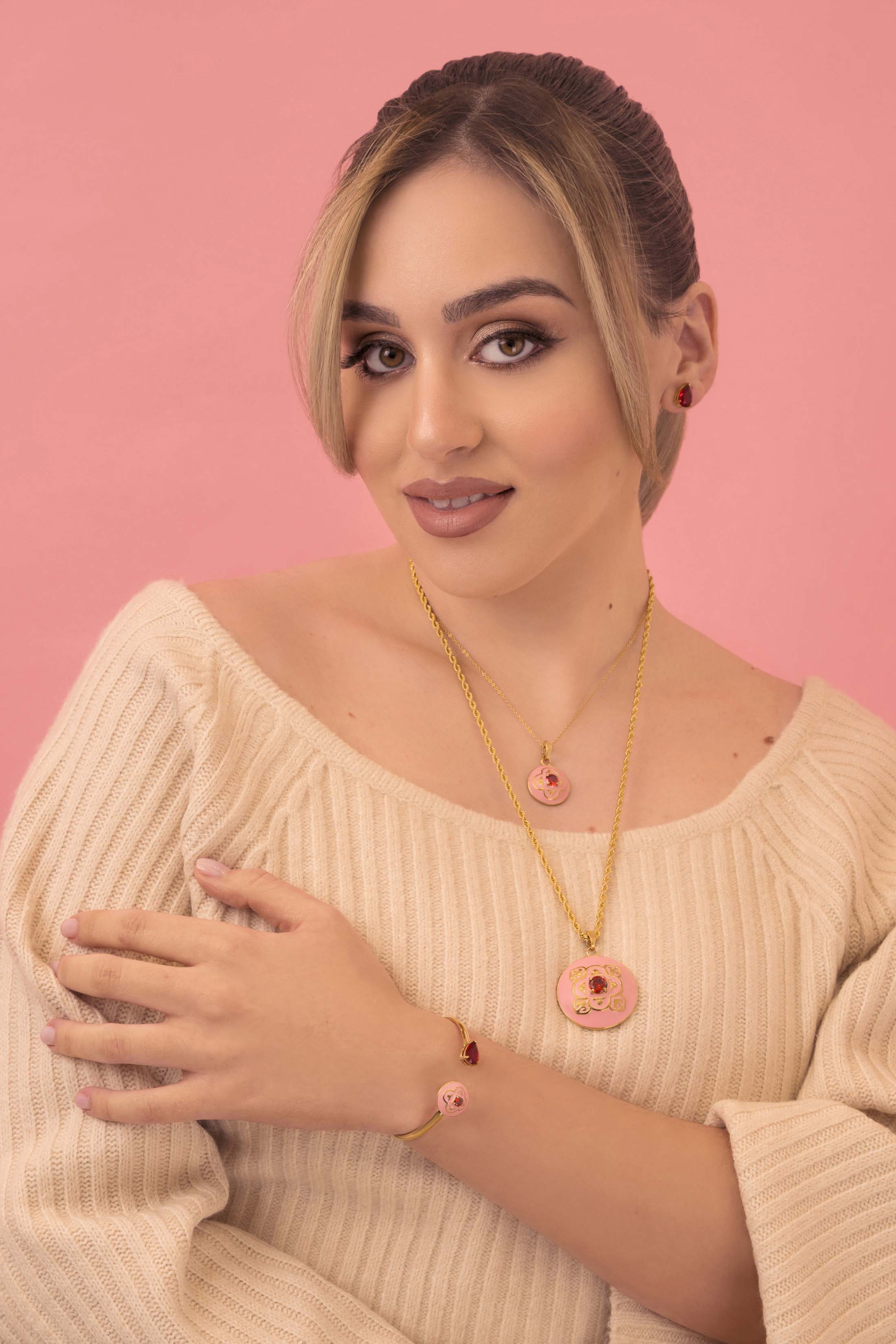 Maltese Tile Carisma Red Stone Bangle