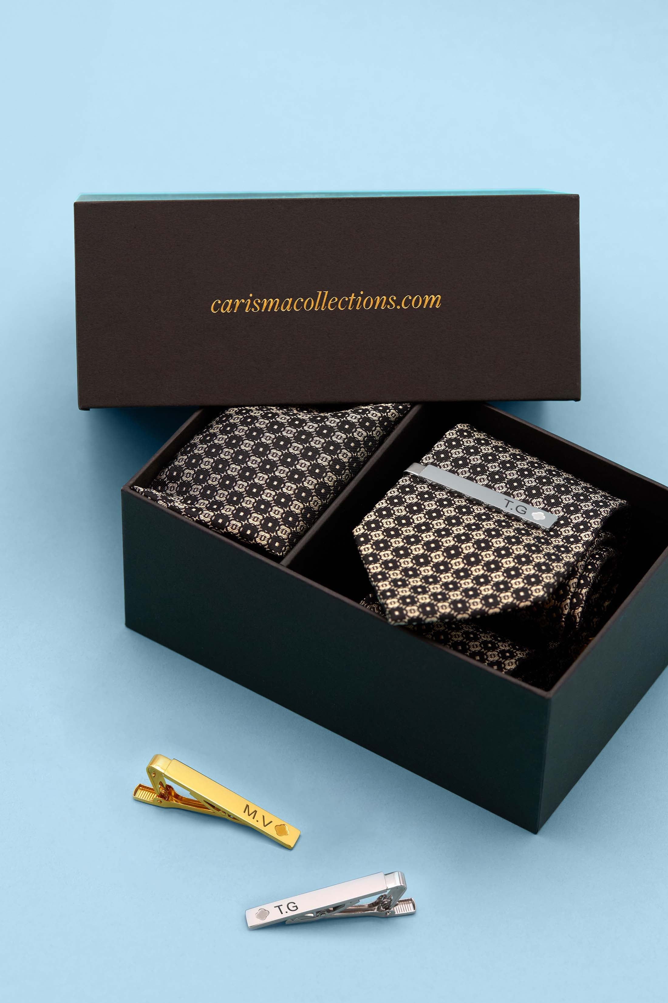 Carisma Black Signature Tie & Pocket Square & Carisma Crest Tie Clip Gift Set