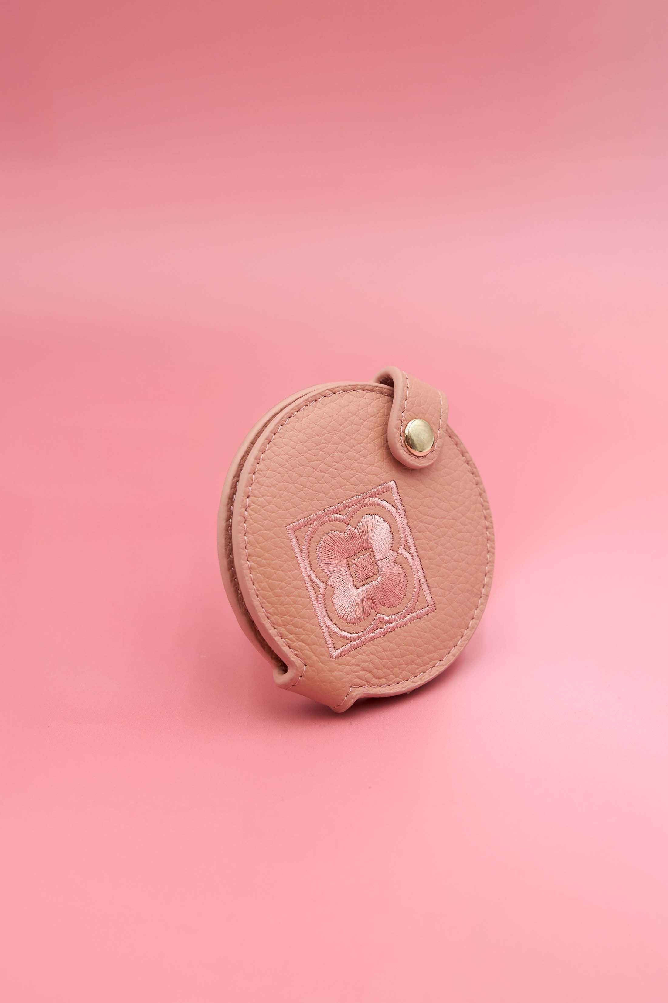 The Carisma Collection Box