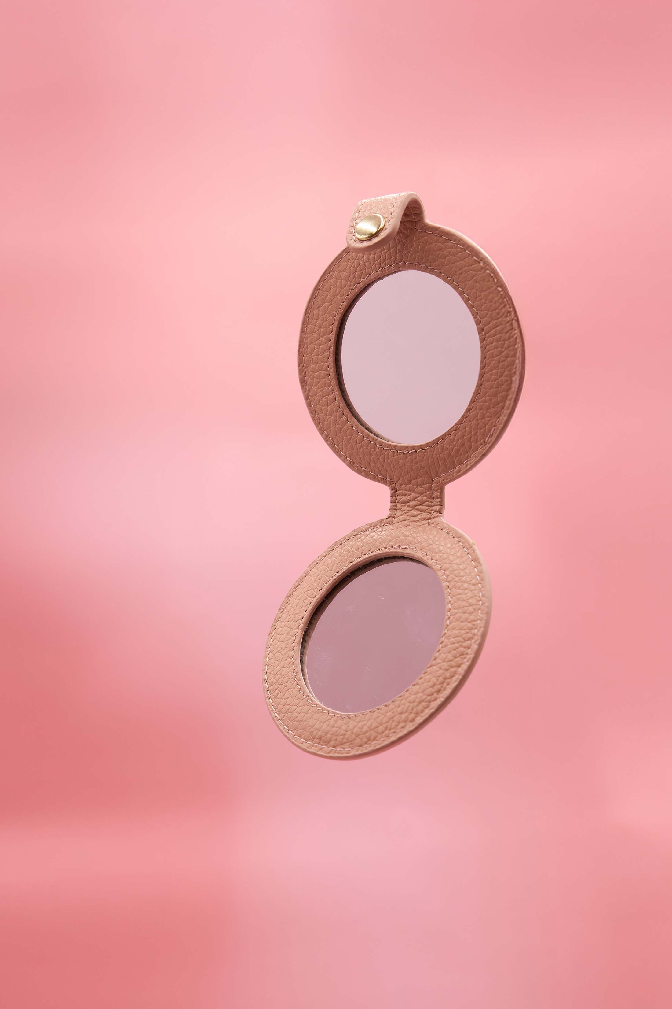 The Carisma Collection Box