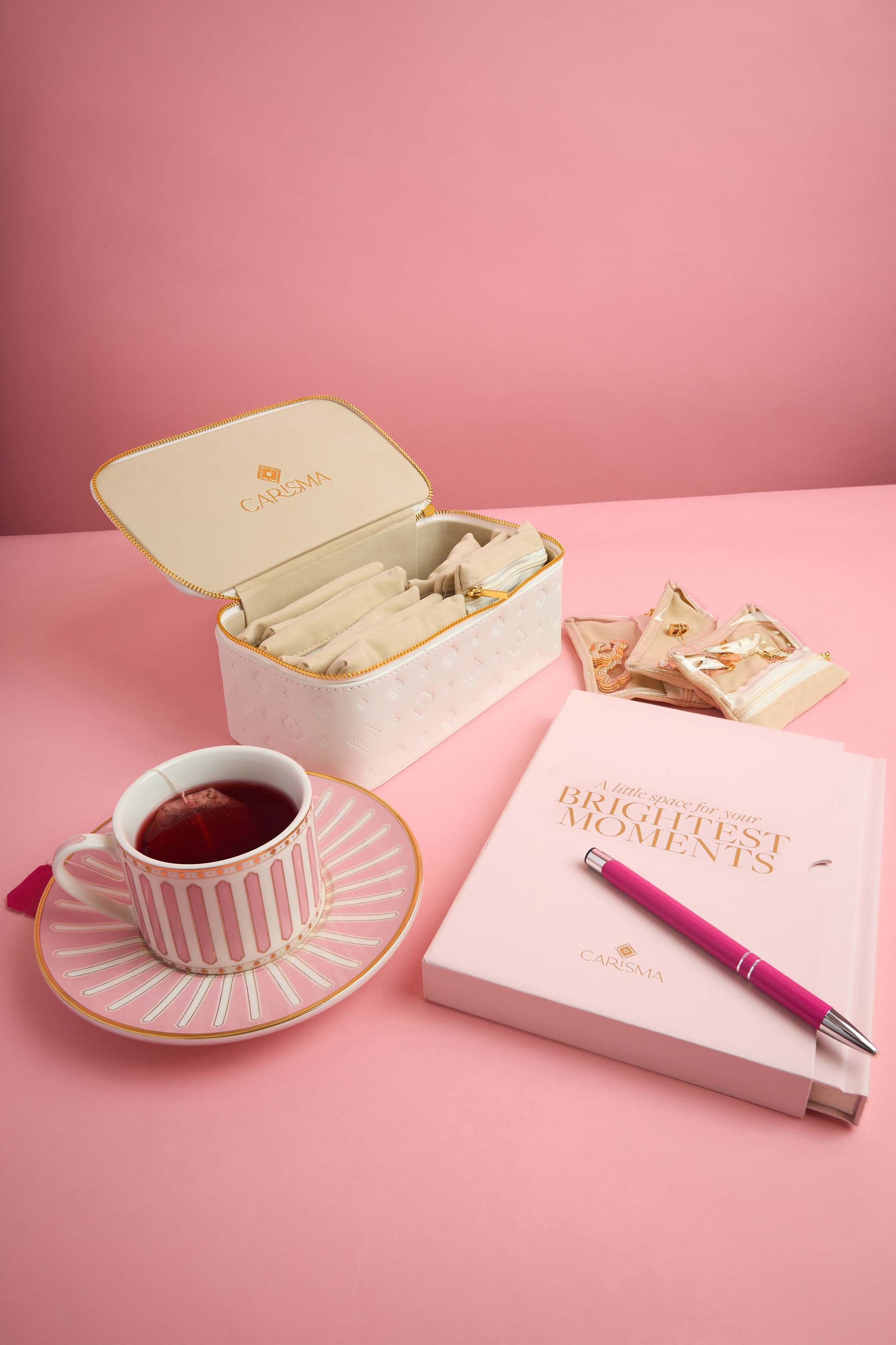 The Carisma Collection Box