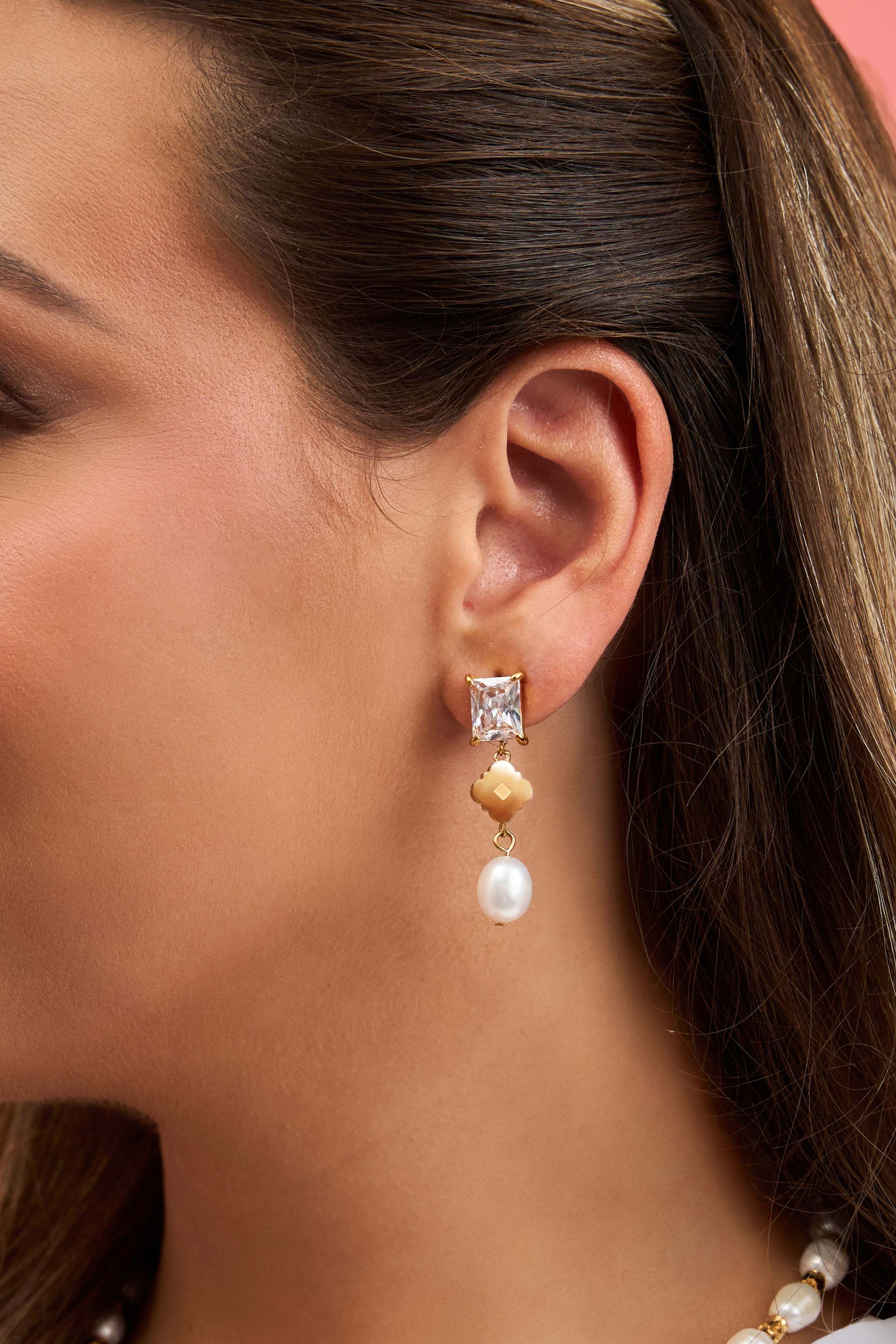 Pearl Glow Drop Stud Earring Set