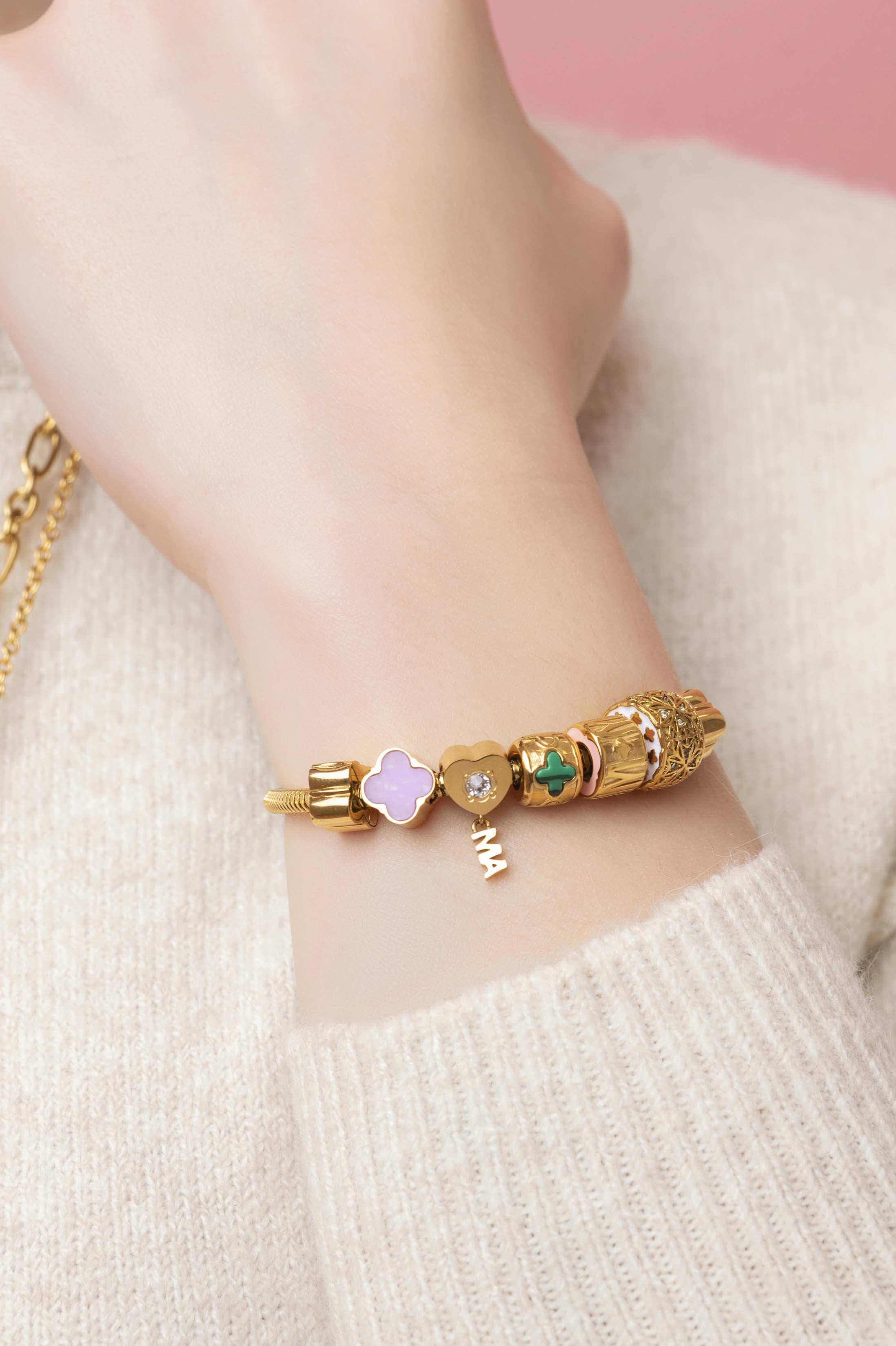 Carisma Token Charm Bracelet Gift Set