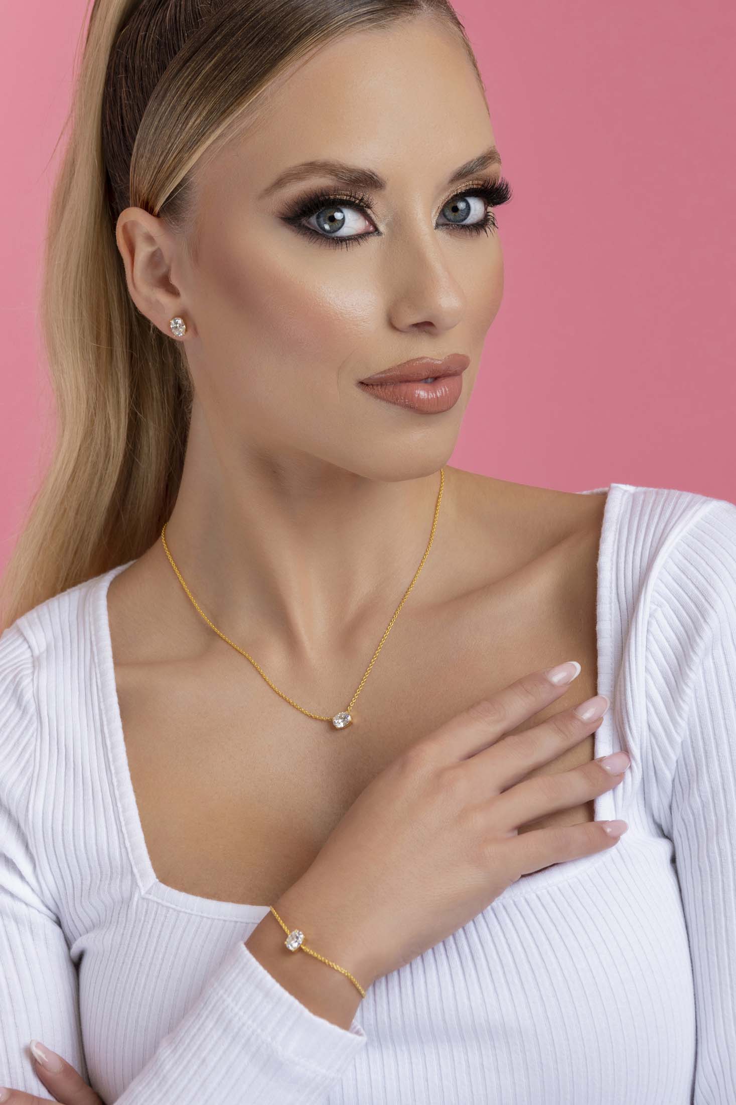 Moissanite Solitaire Necklace in 18k Gold Vermeil