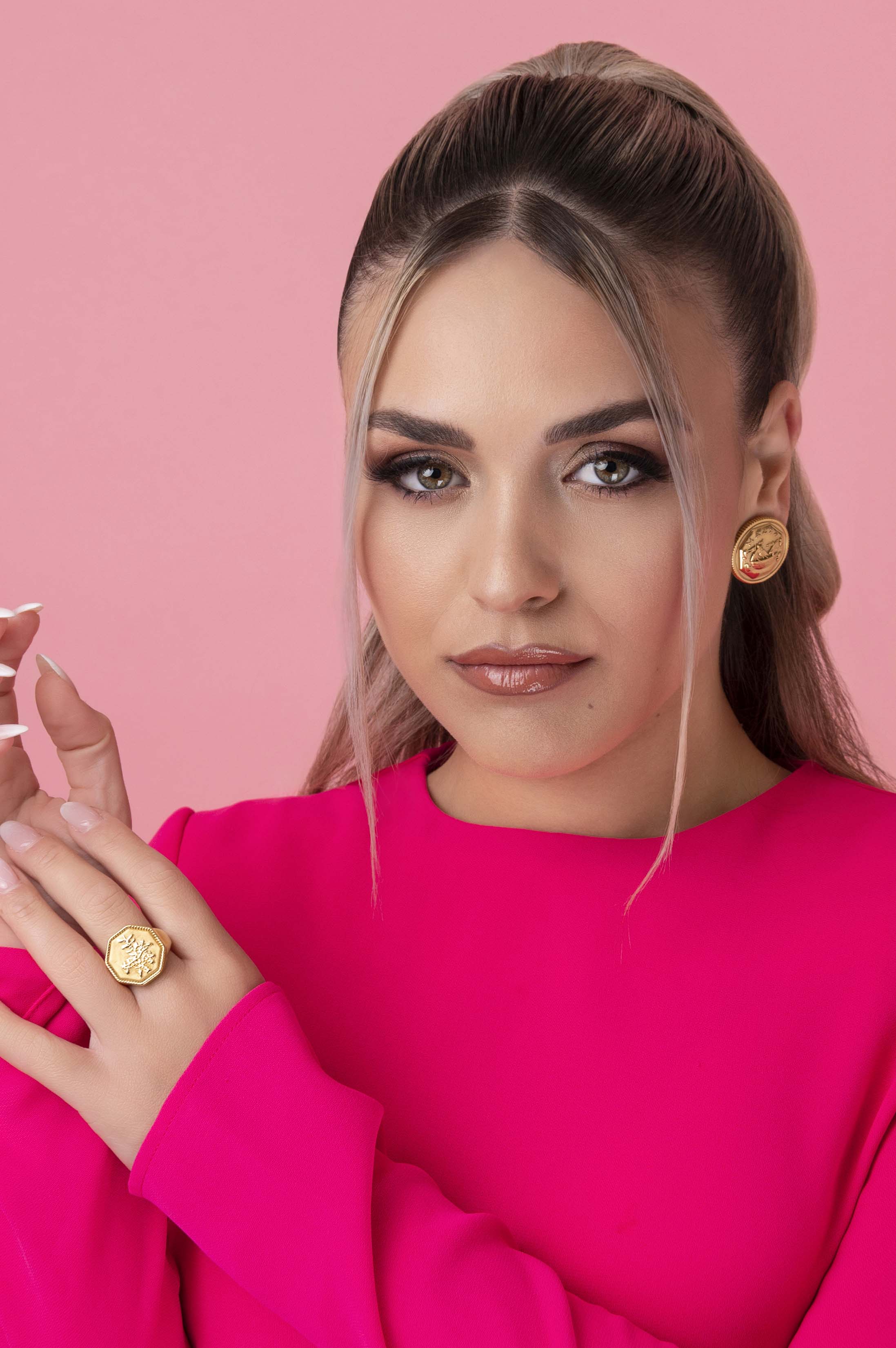 Xini Coin Statement Stud Earring Set