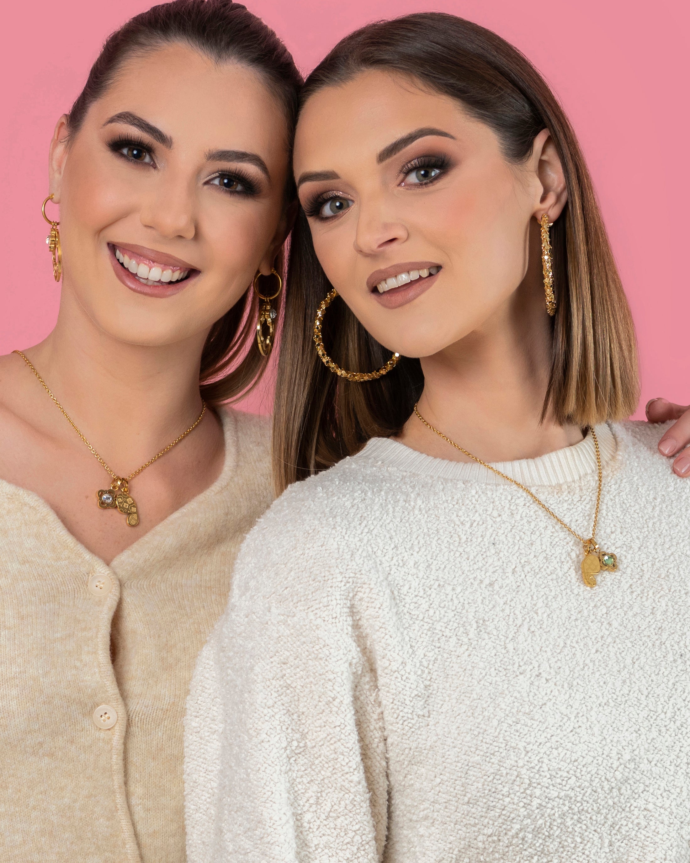 L-Aqwa Ħabiba Butterfly Wings Pendant Set