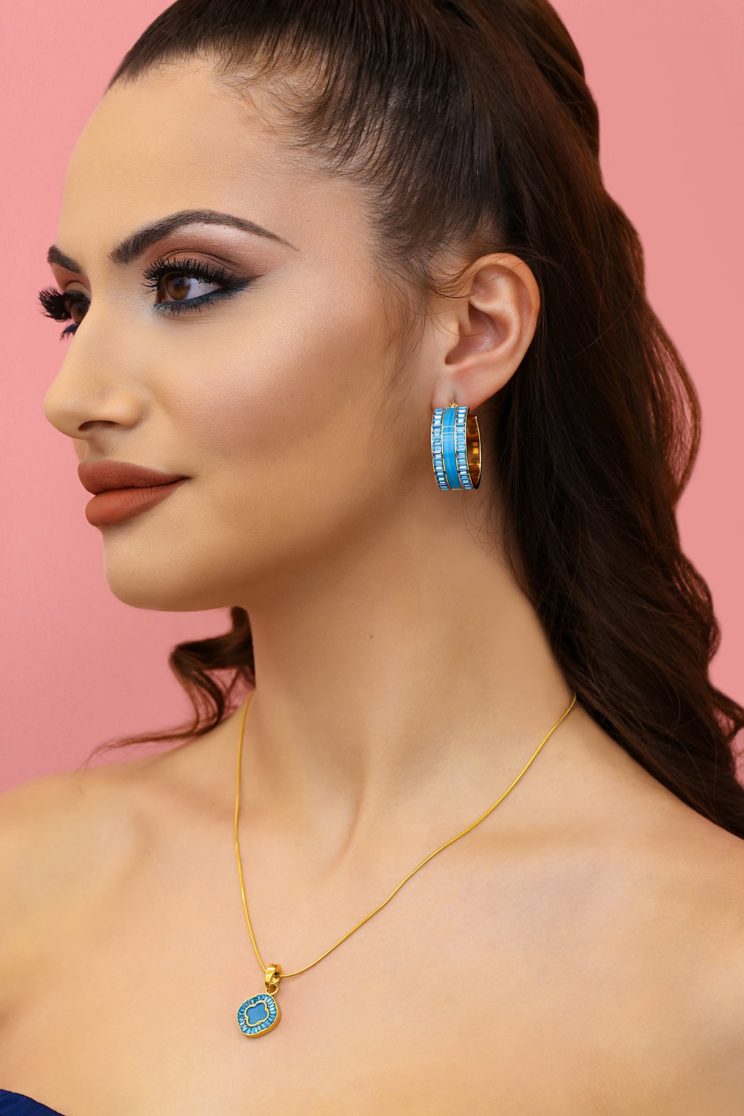 Faniello Blue Mother of Pearl Hoop Earring Set
