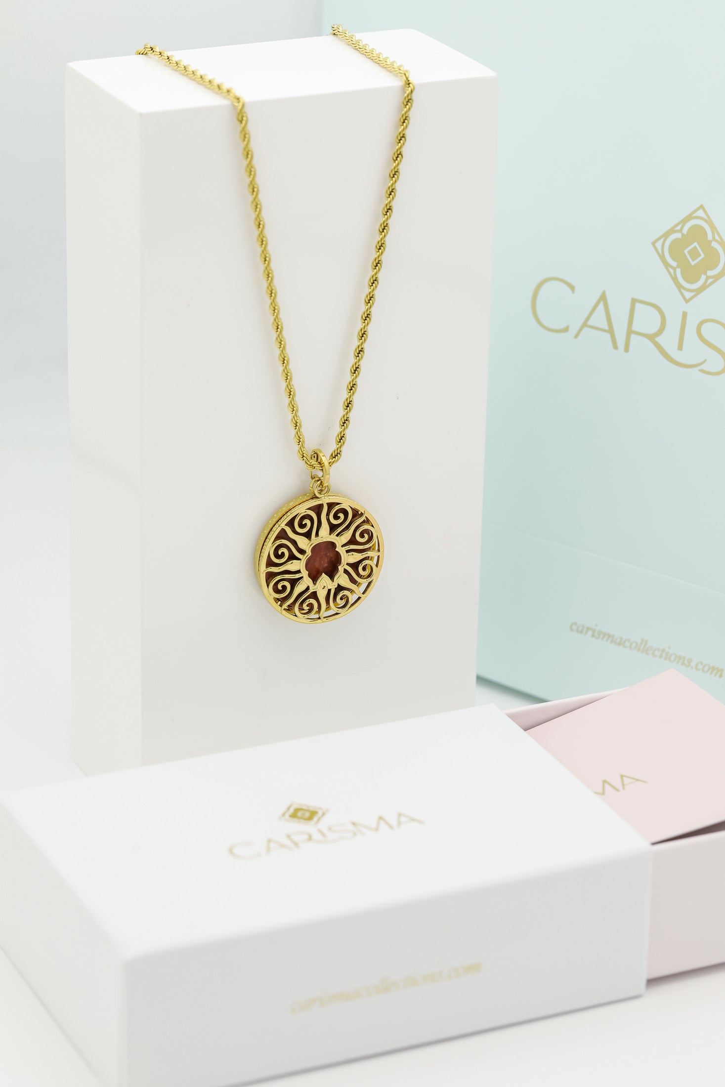 Creativity Pendant & Large Stone Circle Pendant Gift Set