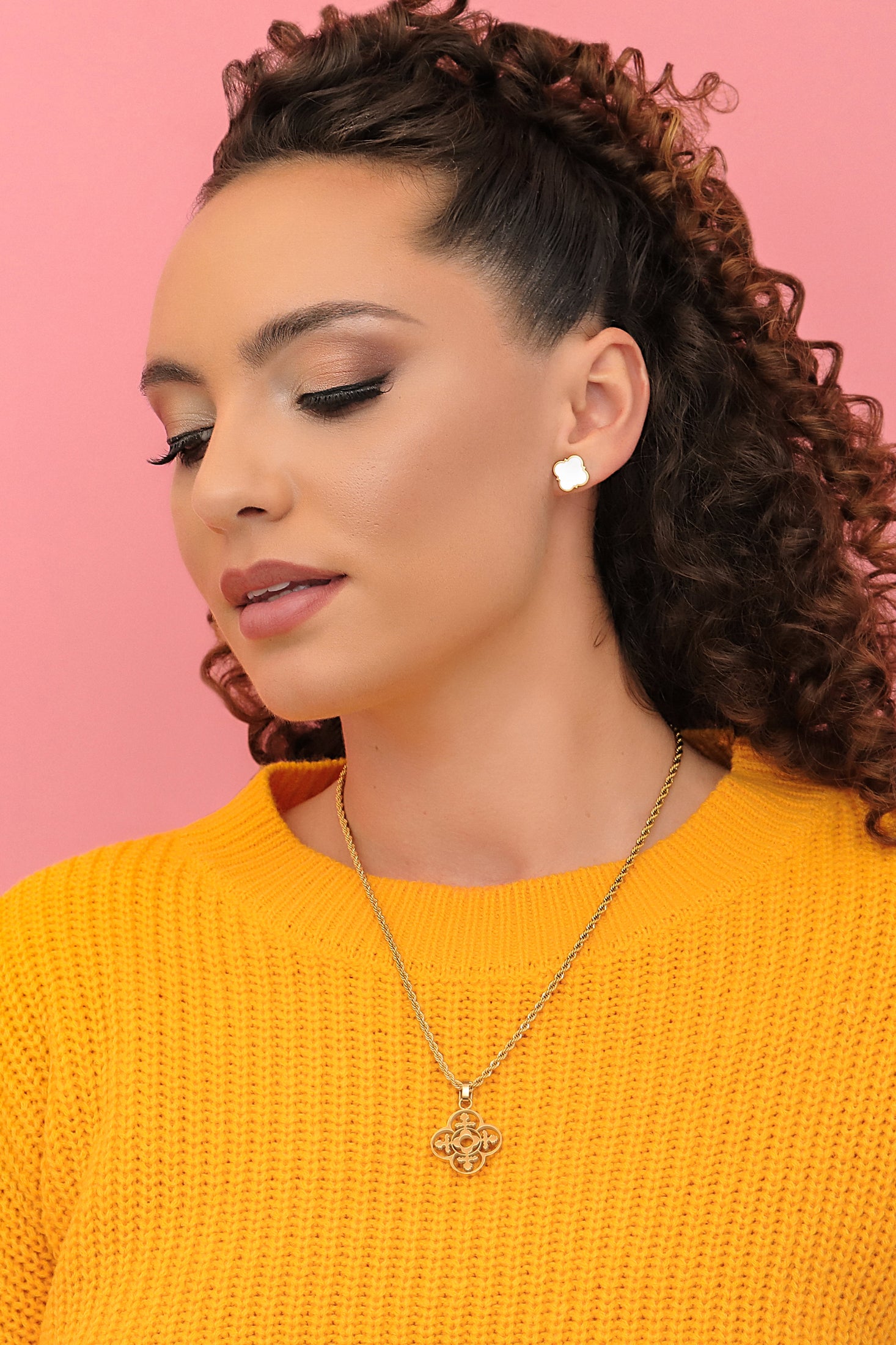 Carisma Logo Mother of Pearl Stud Earring Set