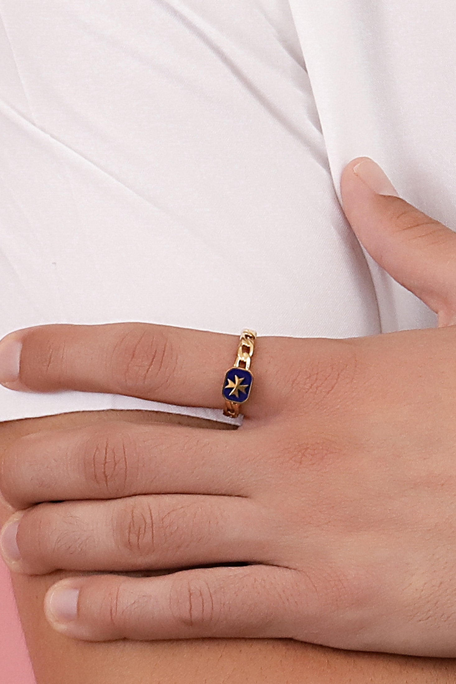 Deep Blue Maltese Cross Link Ring