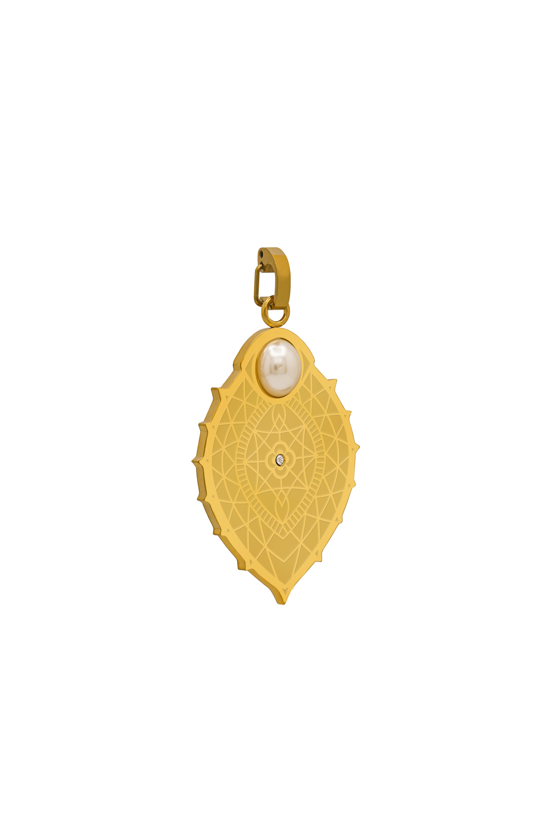 Mandorla Pendant