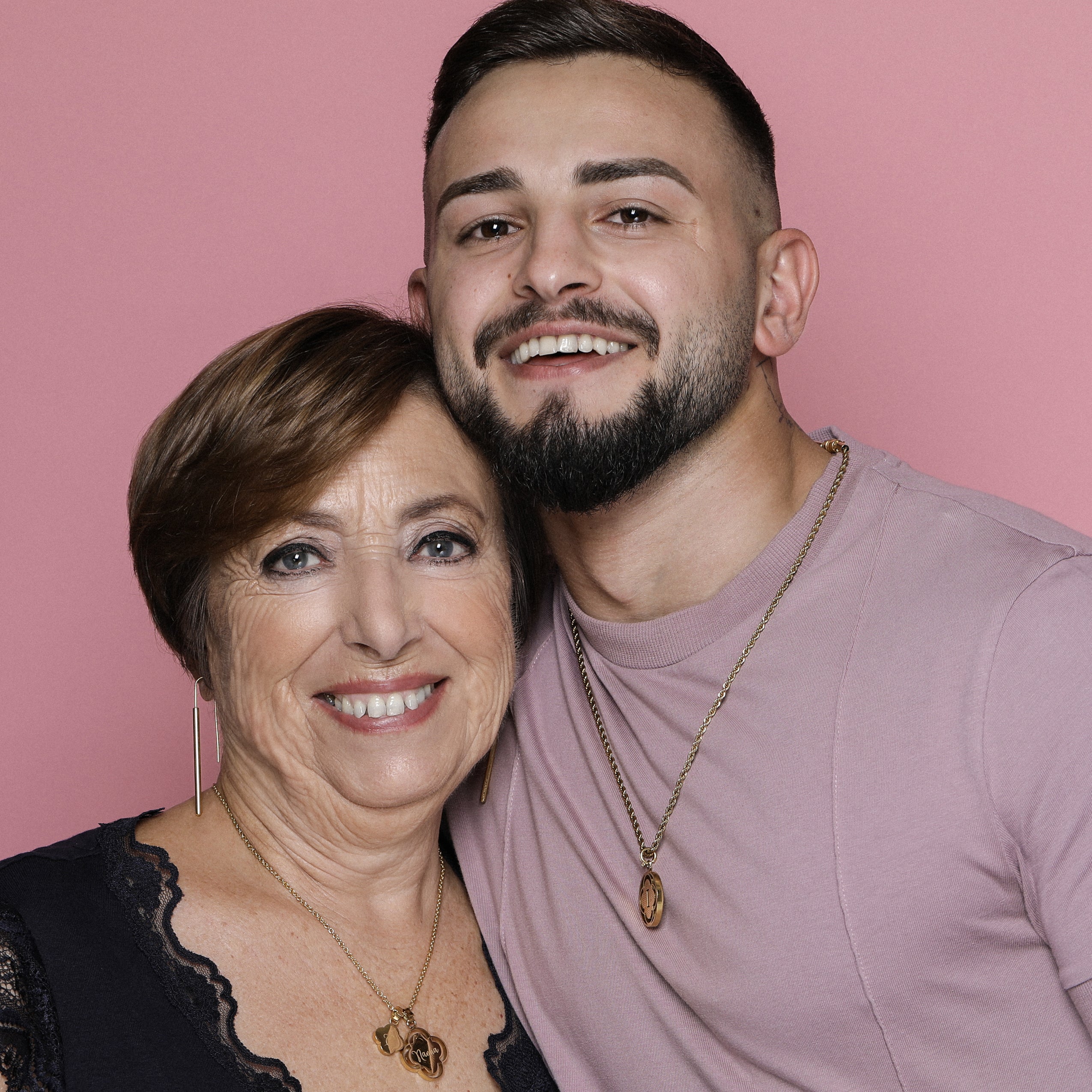 "Inħobbok Nanna" Carisma Pendant