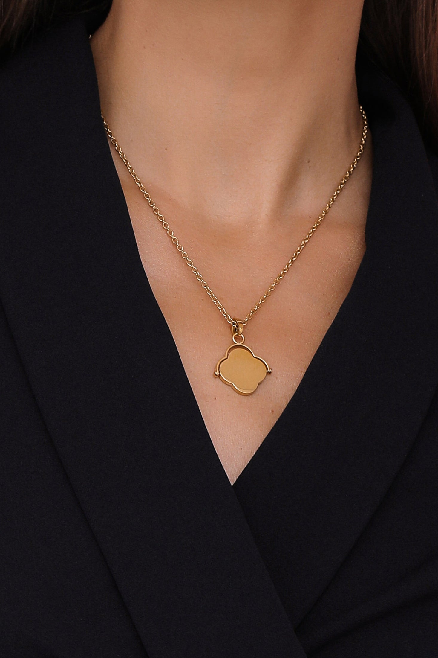 "Wettaq il-Ħolm" Mother of Pearl Engravable Pendant