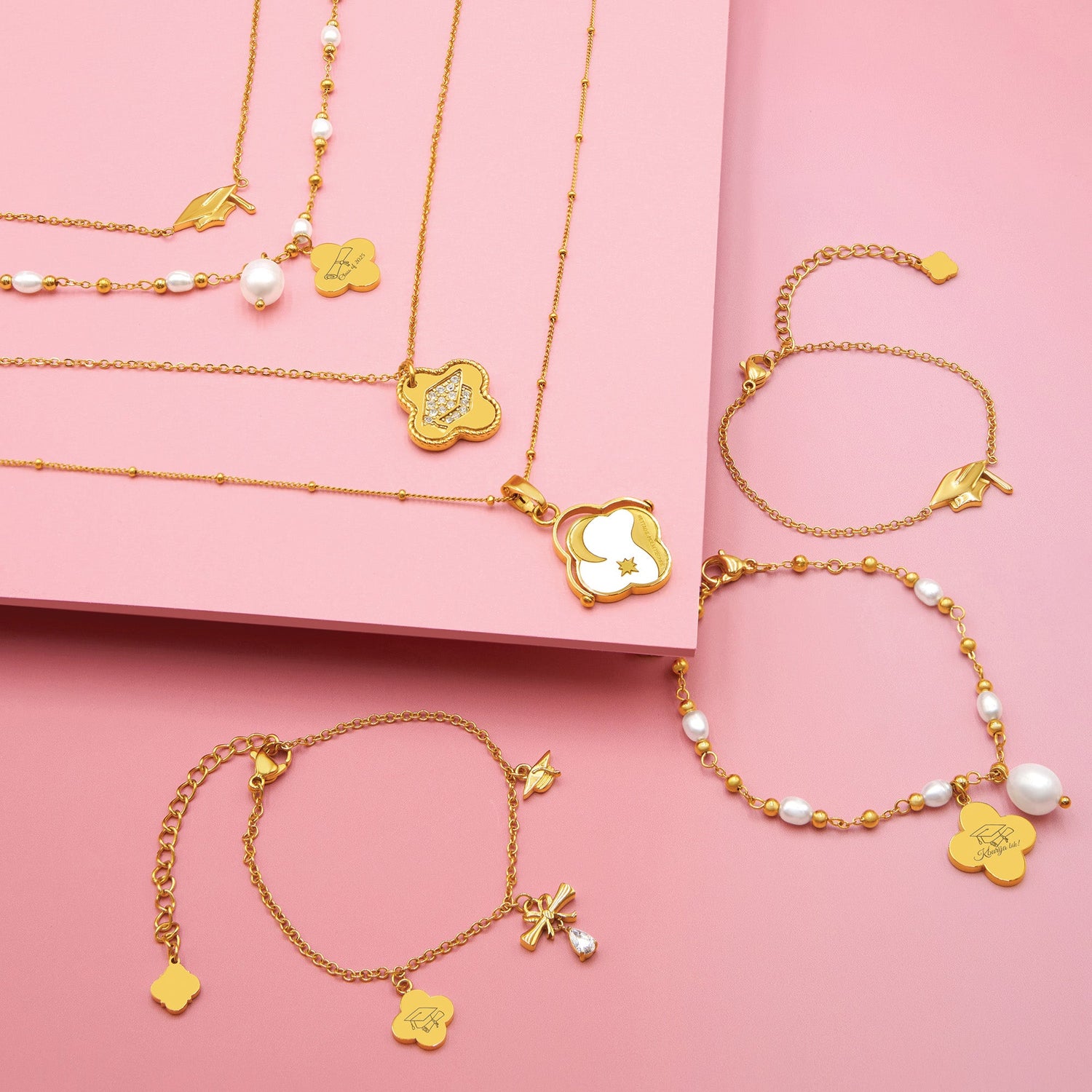 Gifts for her Graduation