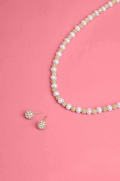 Pearl Radiance Stud Earrings &amp; Necklace Gift Set