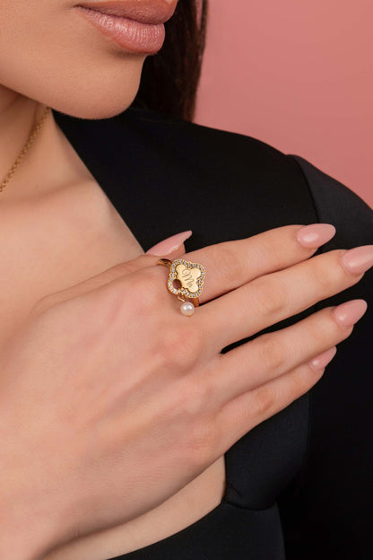 Pearl Linked Engravable Ring