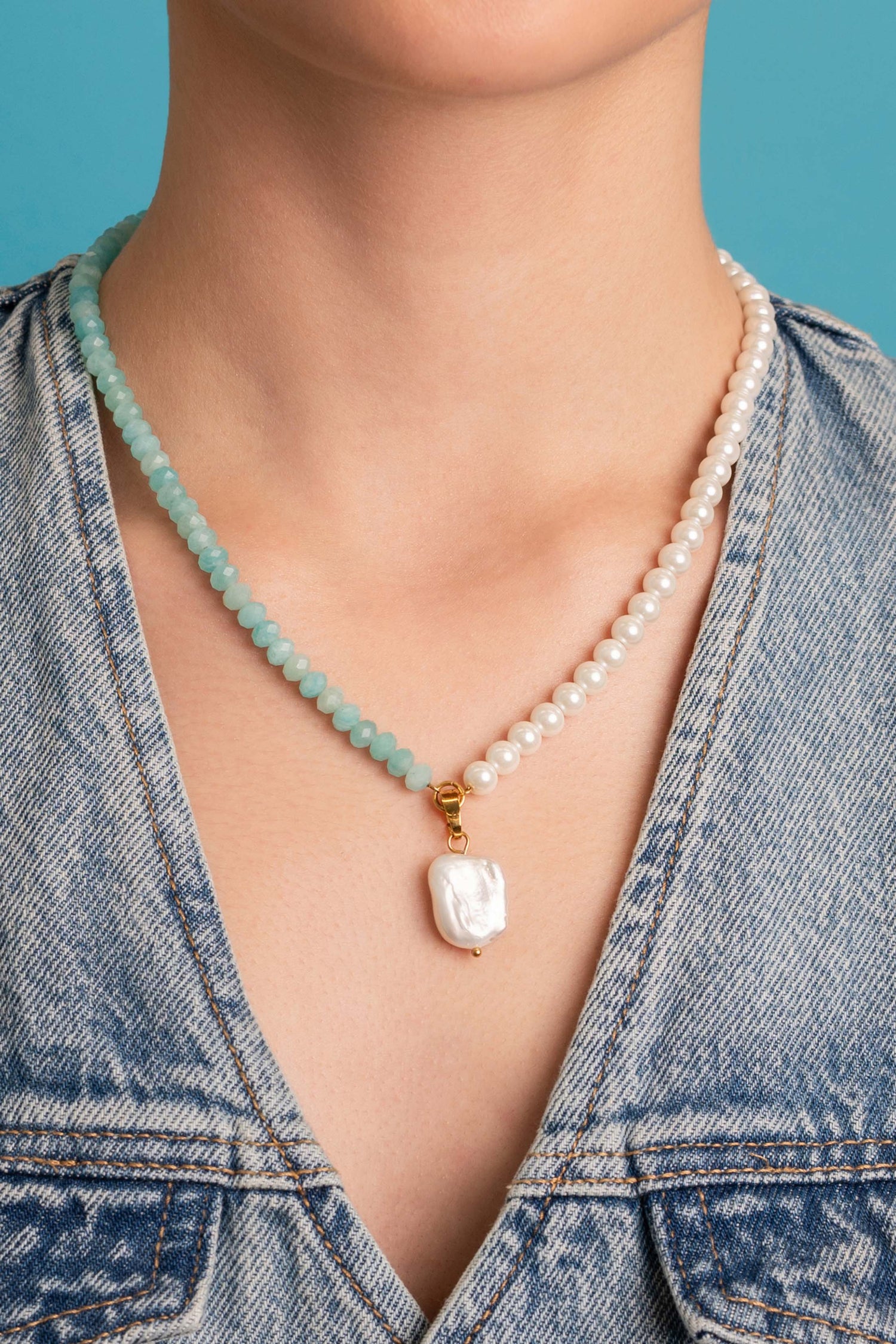 Pearl &amp; Azure Path Necklace