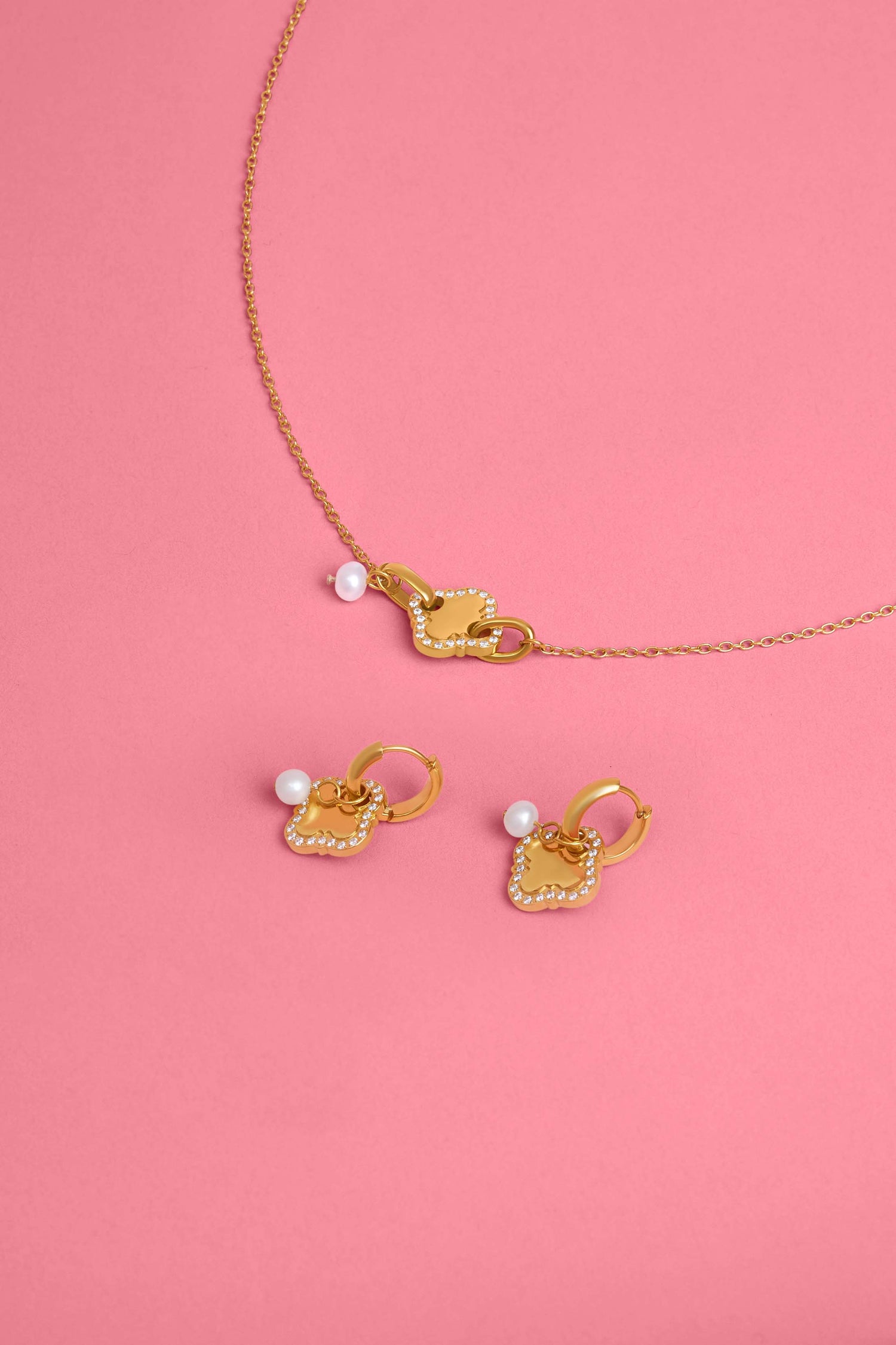 Pearl Linked Hoop Earrings &amp; Necklace Gift Set