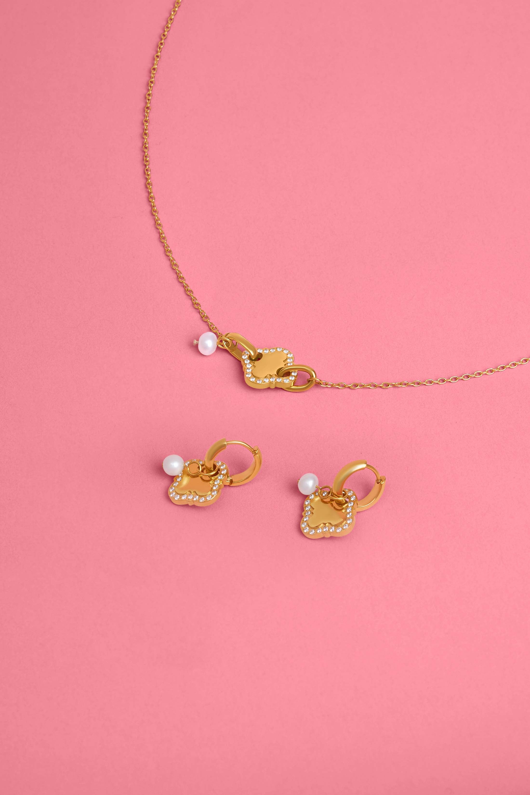 Pearl Linked Hoop Earrings &amp; Necklace Gift Set