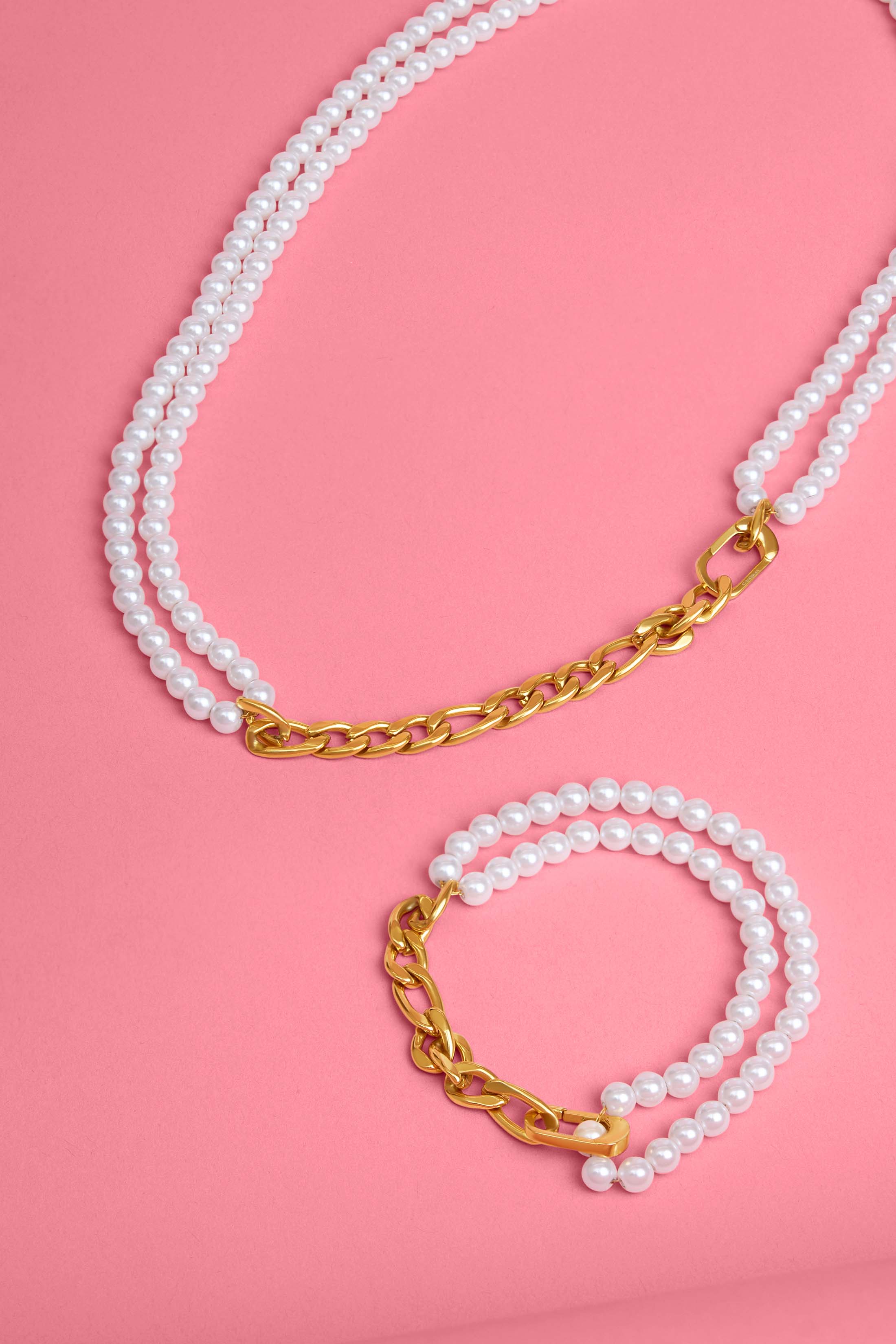 Linked in Pearls Necklace &amp; Bracelet Gift Set
