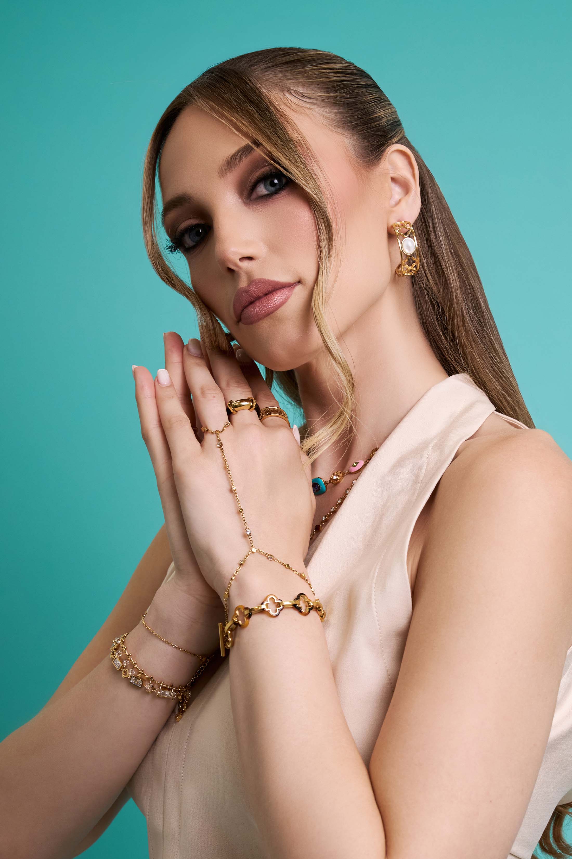The Desert Bloom Hand Chain