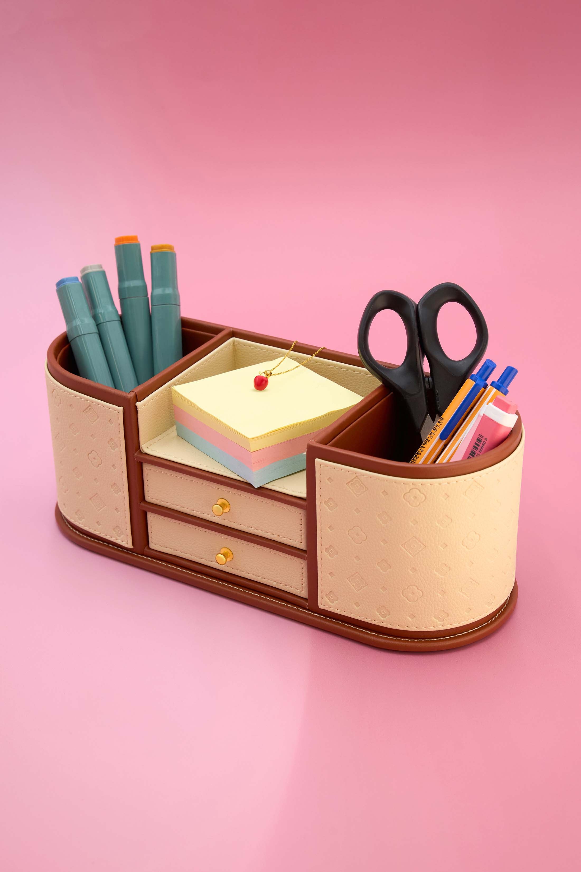 The Carisma Desk Companion