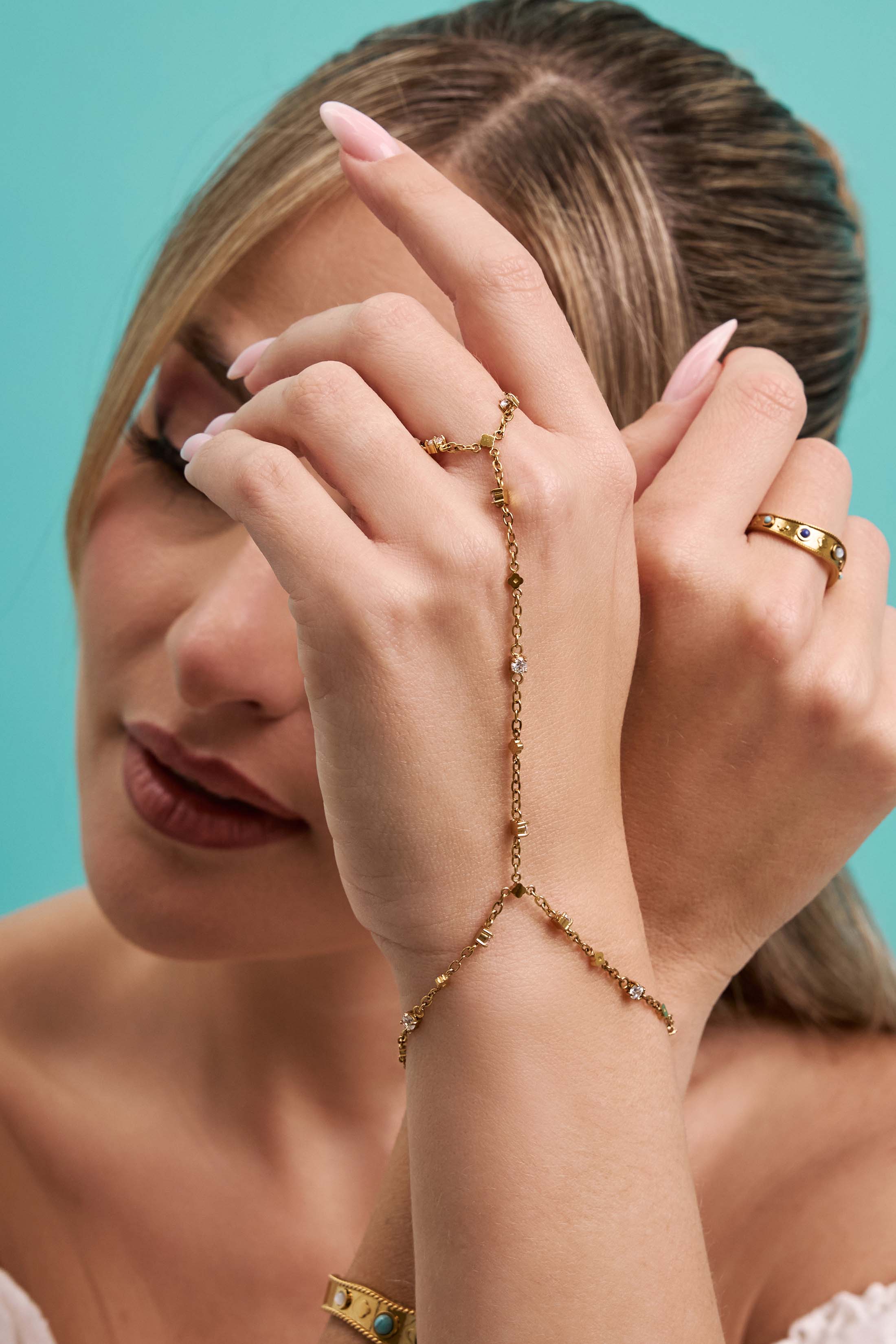 The Desert Bloom Hand Chain