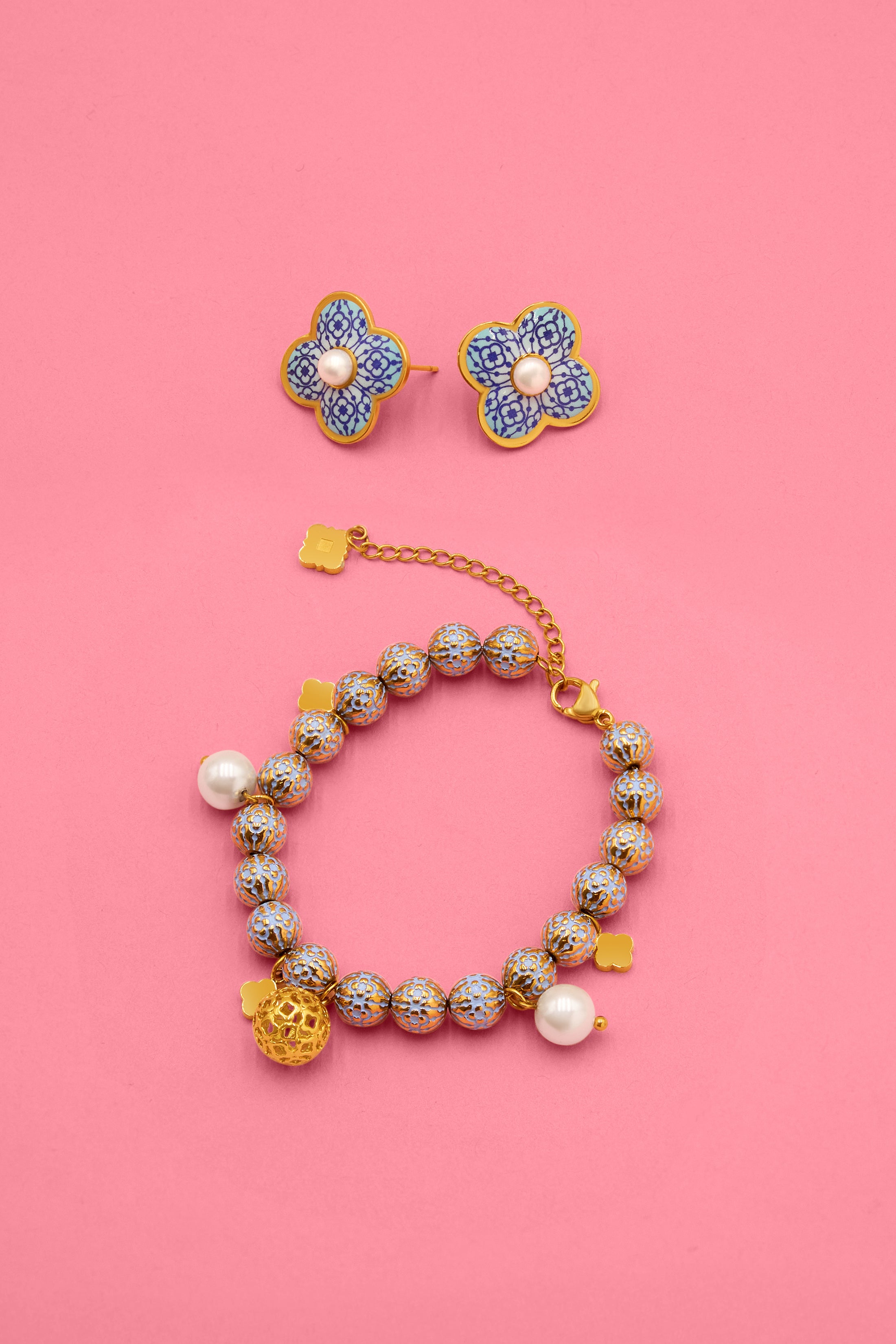Atlas Blue Studs &amp; Bracelet Gift Set