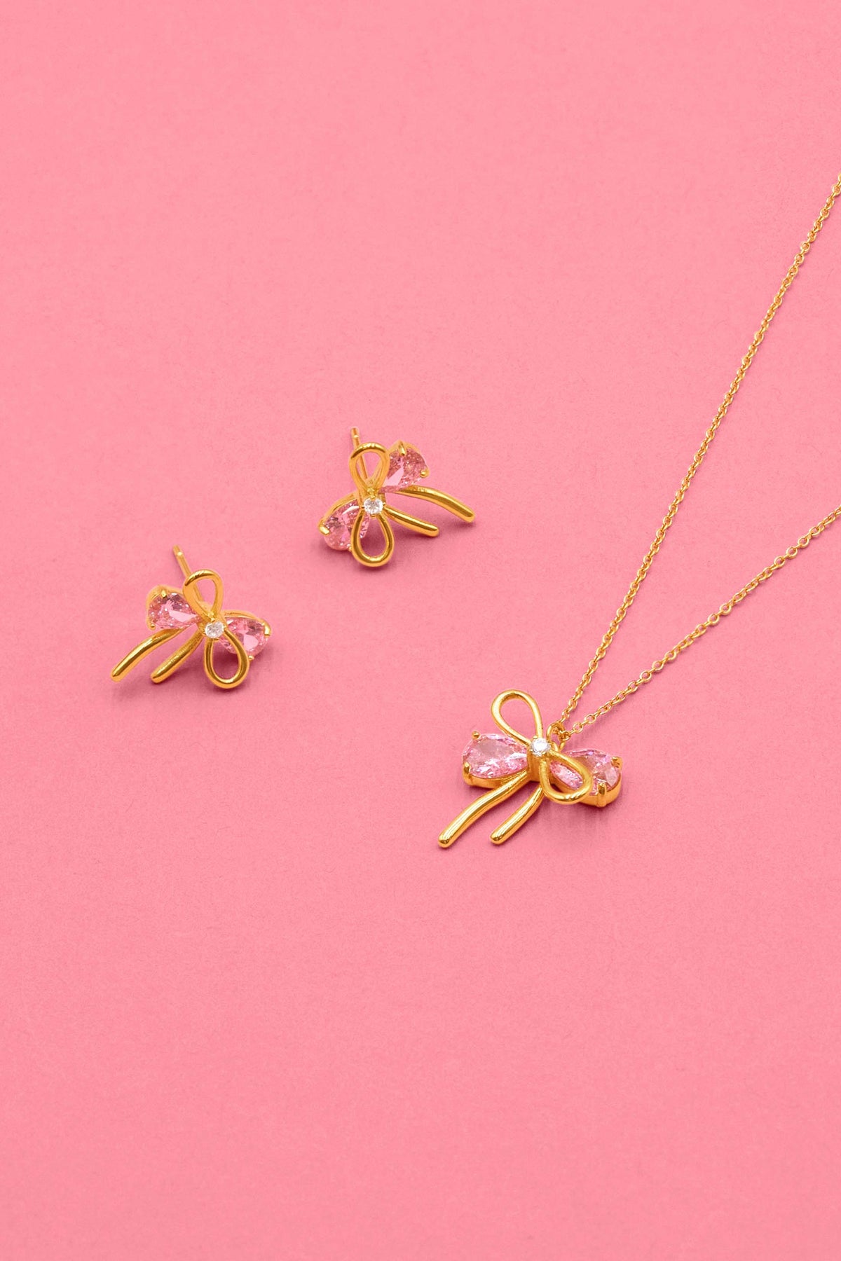 Kuraġġ Stud Earrings &amp; Necklace Gift Set