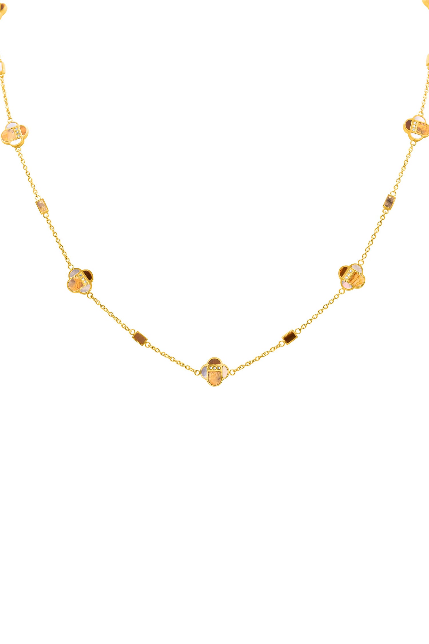 Emilia’s Long Chain Necklace