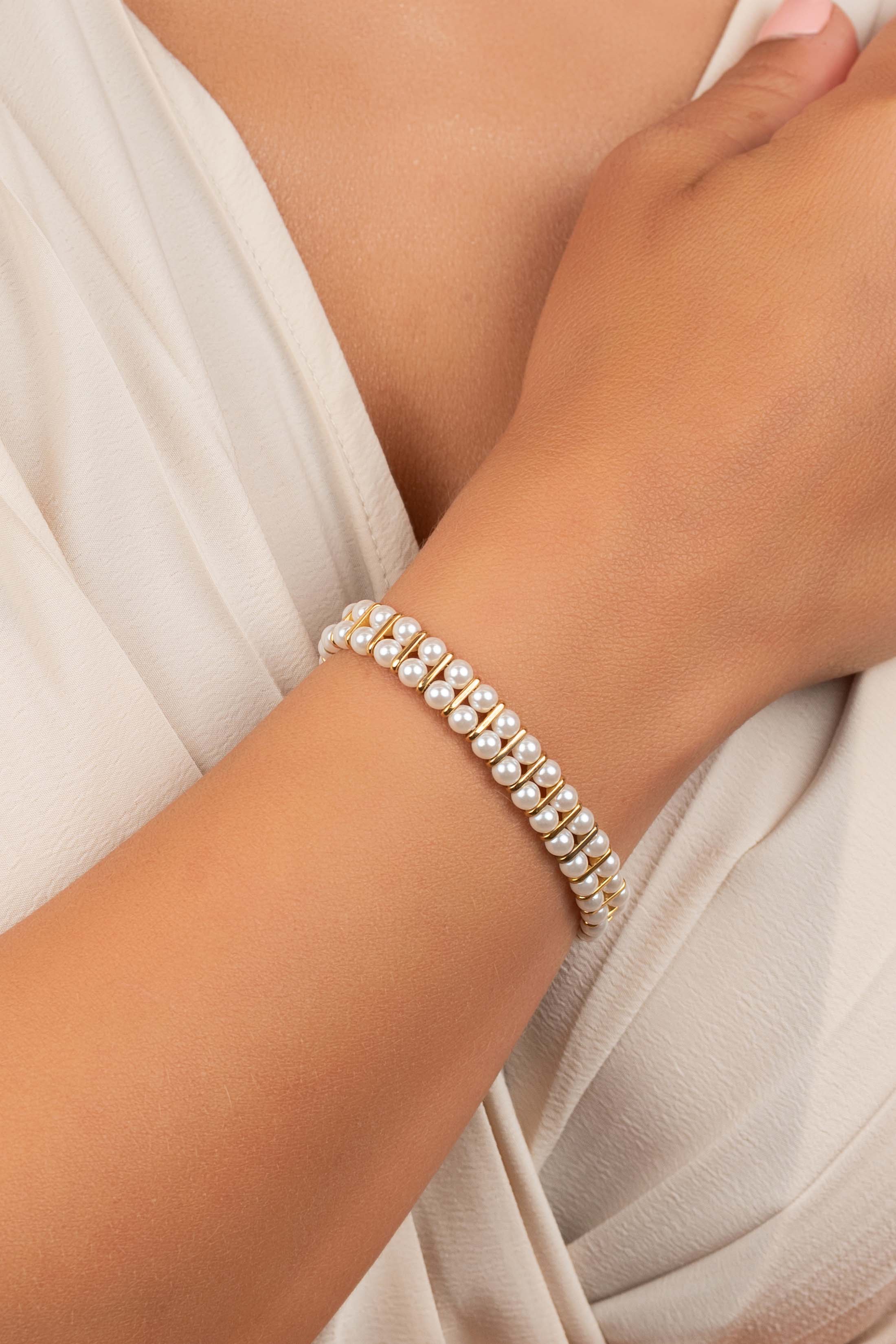 Twin Pearl Bracelet, Ring &amp; Rossica Candle Gift Set